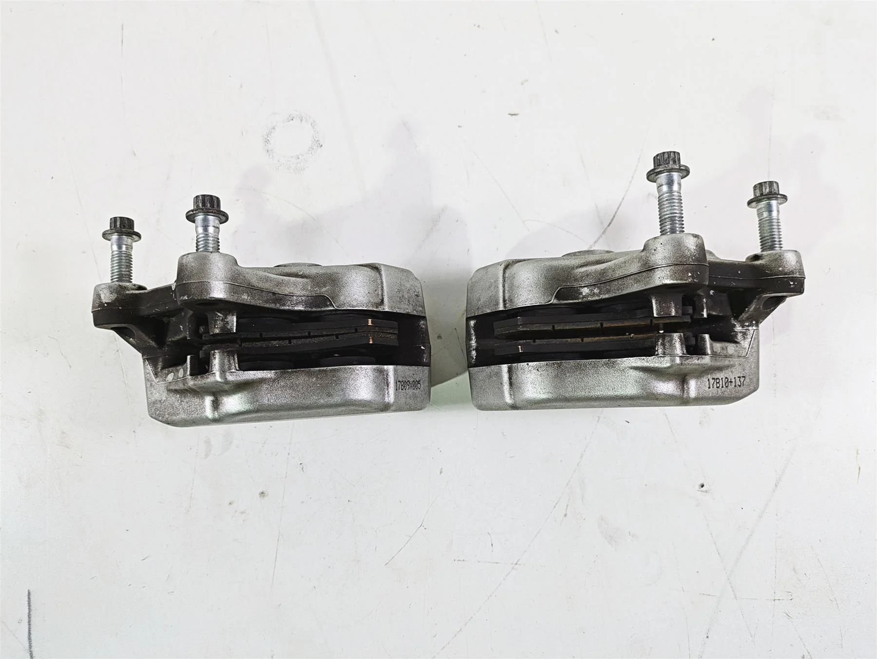 2017 Harley Touring FLHTKSE CVO E-Glide Front Brake Caliper Set 42938-08 - Image 10