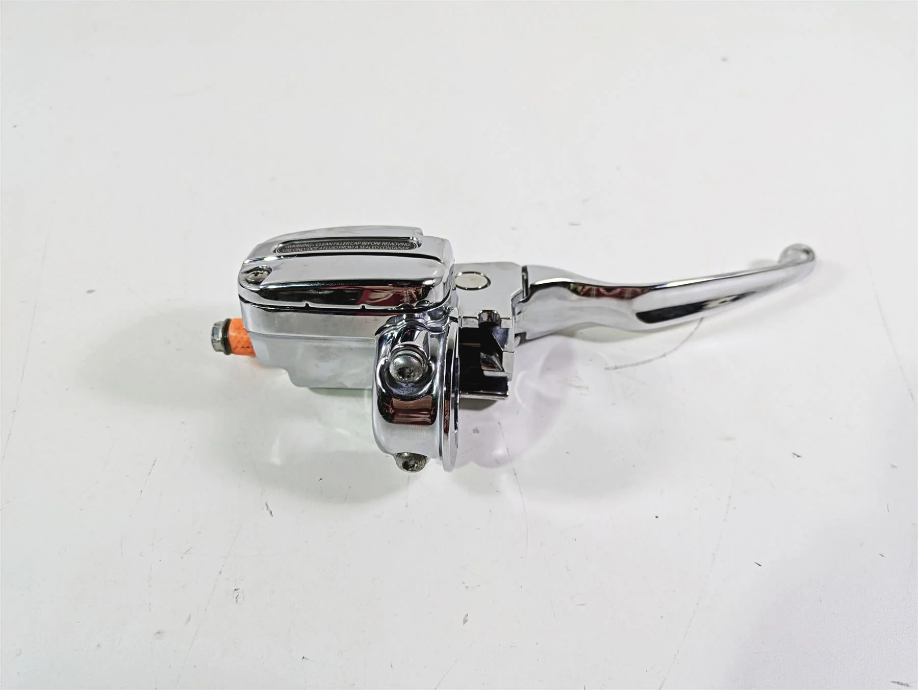 2017 Harley Touring FLHTKSE CVO E-Glide Front Brake Master Cylinder 42102-08D