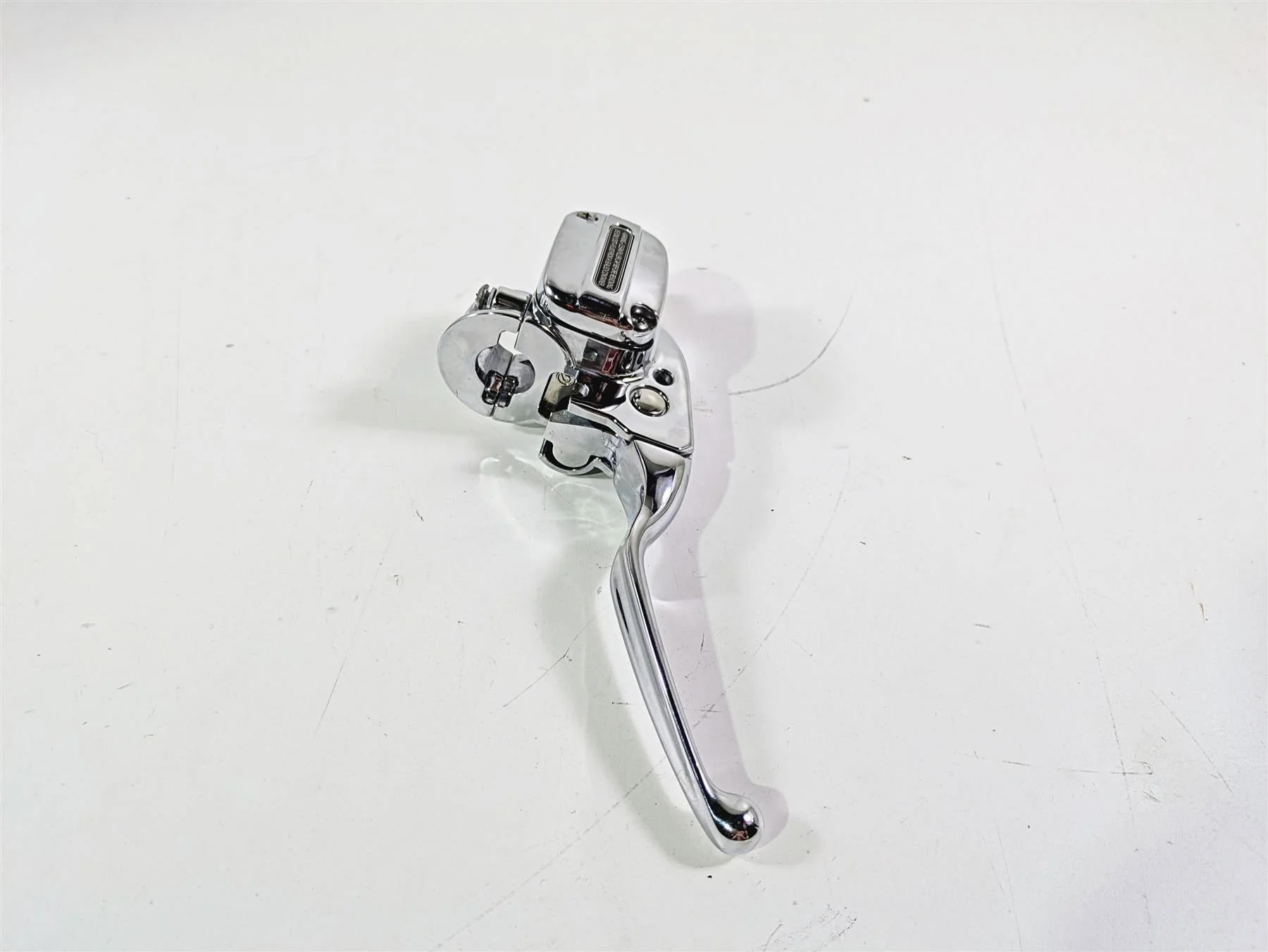 2017 Harley Touring FLHTKSE CVO E-Glide Front Brake Master Cylinder 42102-08D - Image 2