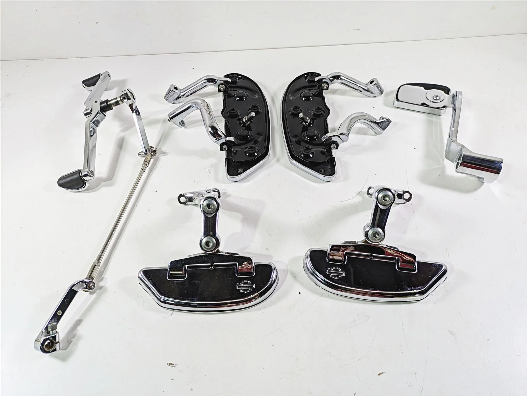 2017 Harley Touring FLHTKSE CVO E-Glide Front Rear Floor Board Set Read 50500384 - Image 8