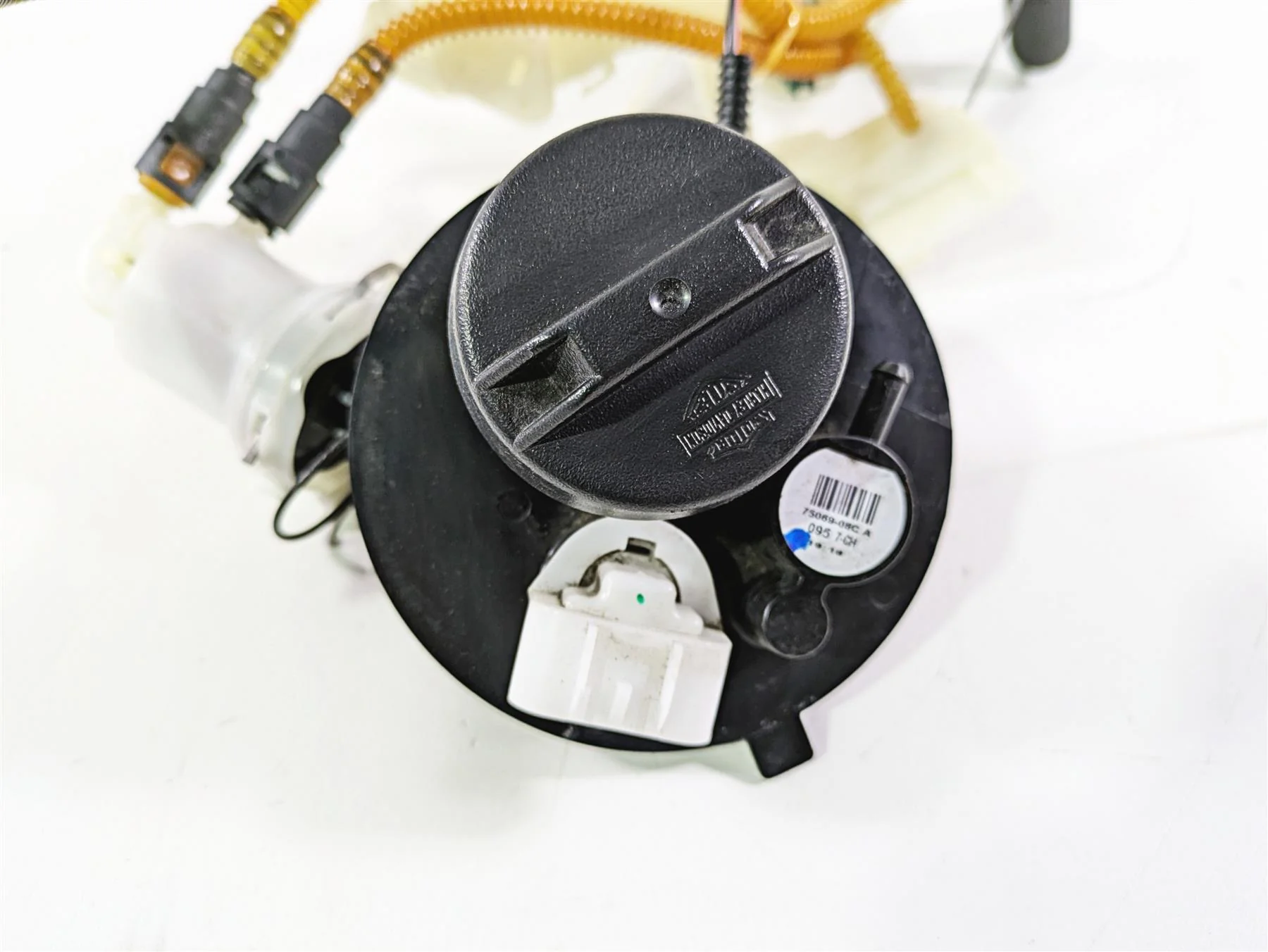2017 Harley Touring FLHTKSE CVO E-Glide Fuel Gas Petrol Pump 62908-08 75069-08C - Image 4