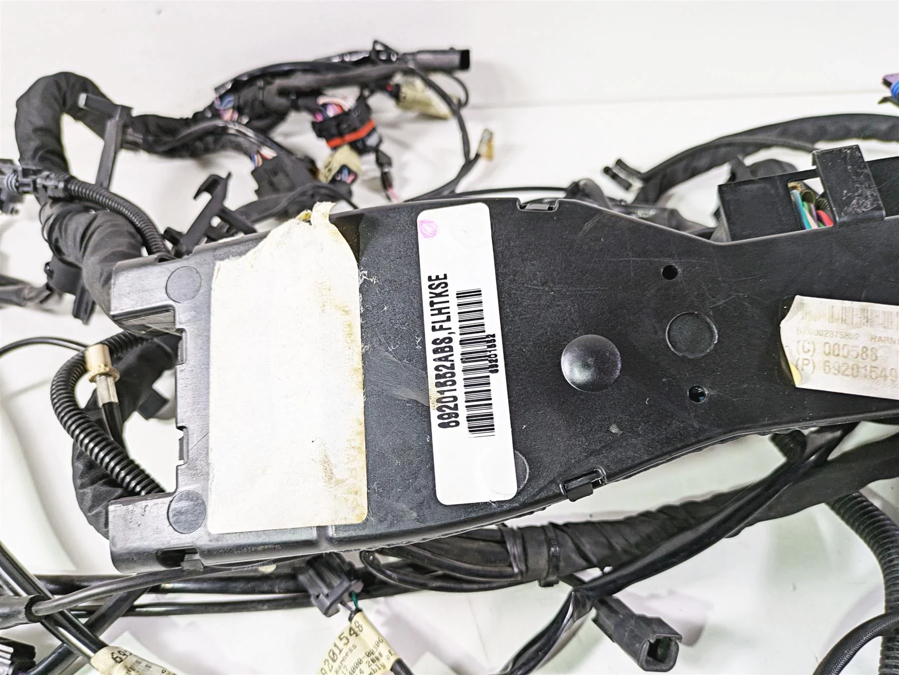 2017 Harley Touring FLHTKSE CVO E-Glide Main Wiring Harness Abs - Read 69201552 - Image 2