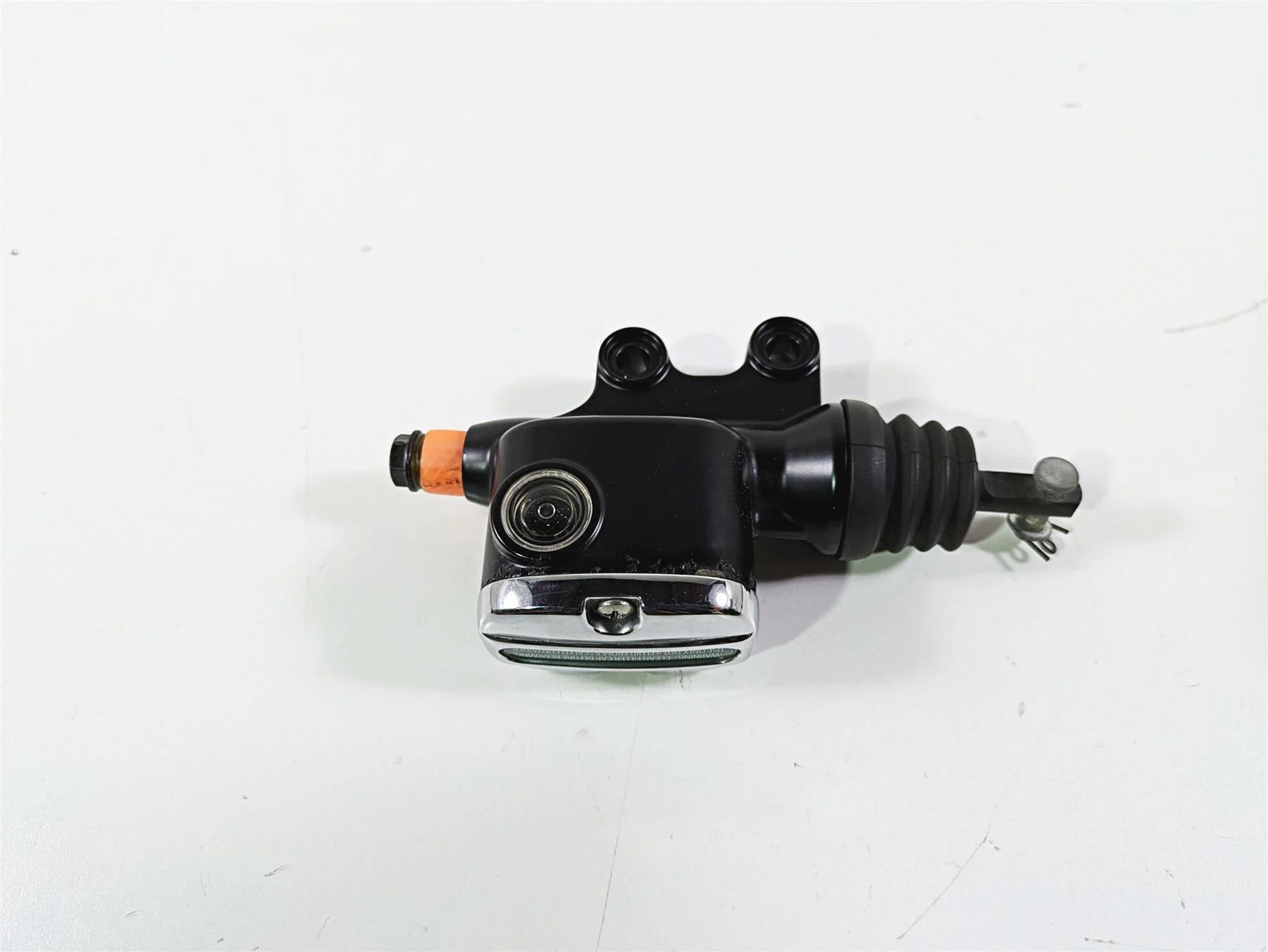 2017 Harley Touring FLHTKSE CVO E-Glide Rear Brake Master Cylinder 41700072 - Image 3