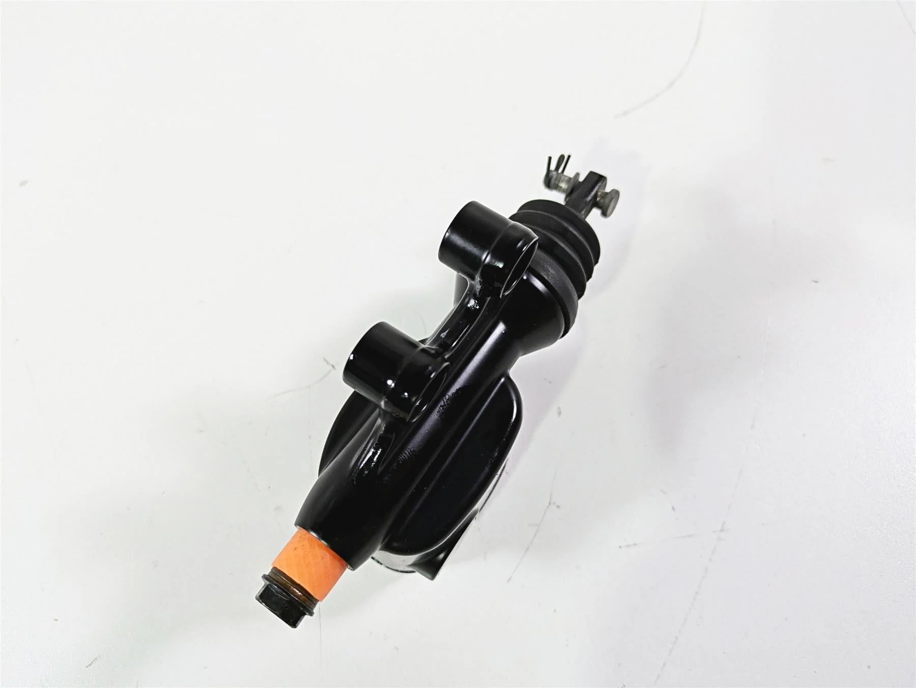 2017 Harley Touring FLHTKSE CVO E-Glide Rear Brake Master Cylinder 41700072 - Image 9