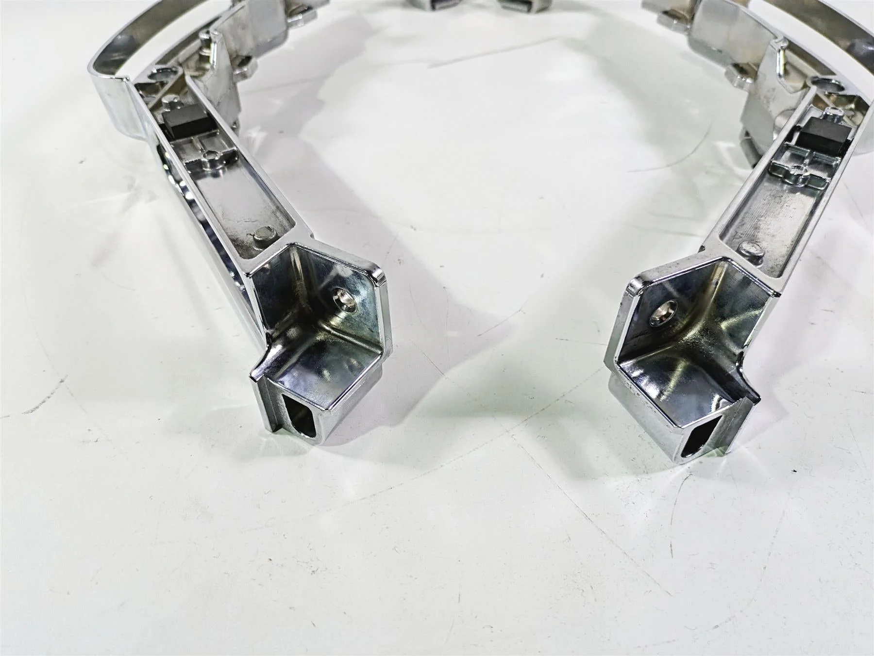 2017 Harley Touring FLHTKSE CVO E-Glide Rear Fender Chrome Struts 90200502 - Image 10