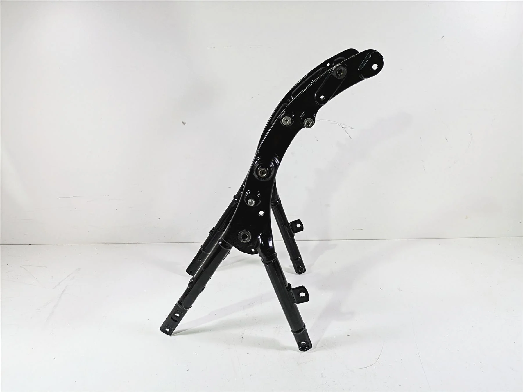 2017 Harley Touring FLHTKSE CVO E-Glide Rear Subframe Sub Frame 48079-09BHP - Image 8