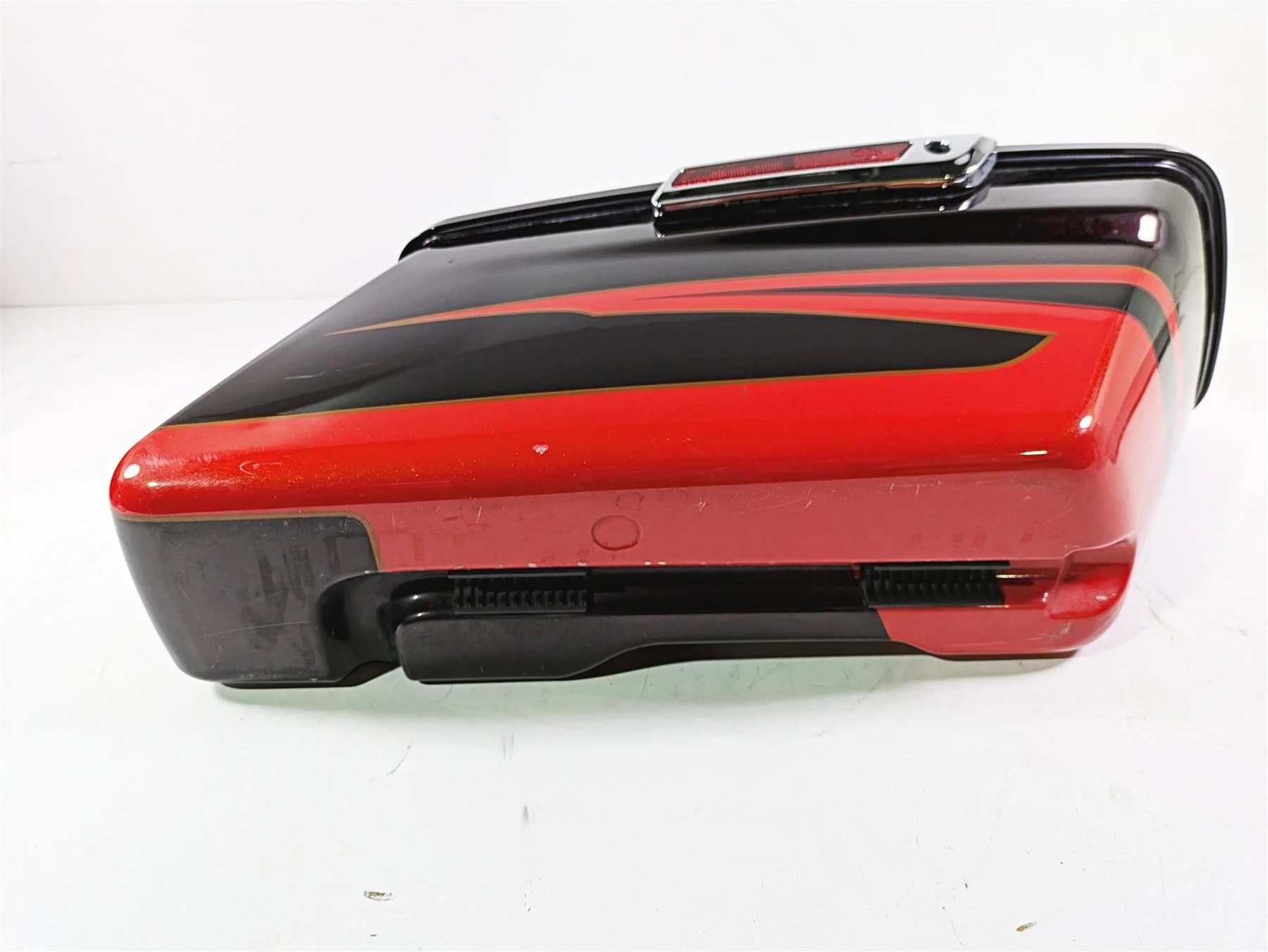 2017 Harley Touring FLHTKSE CVO E-Glide Right Saddlebag Black Garnet 90200412 - Image 6