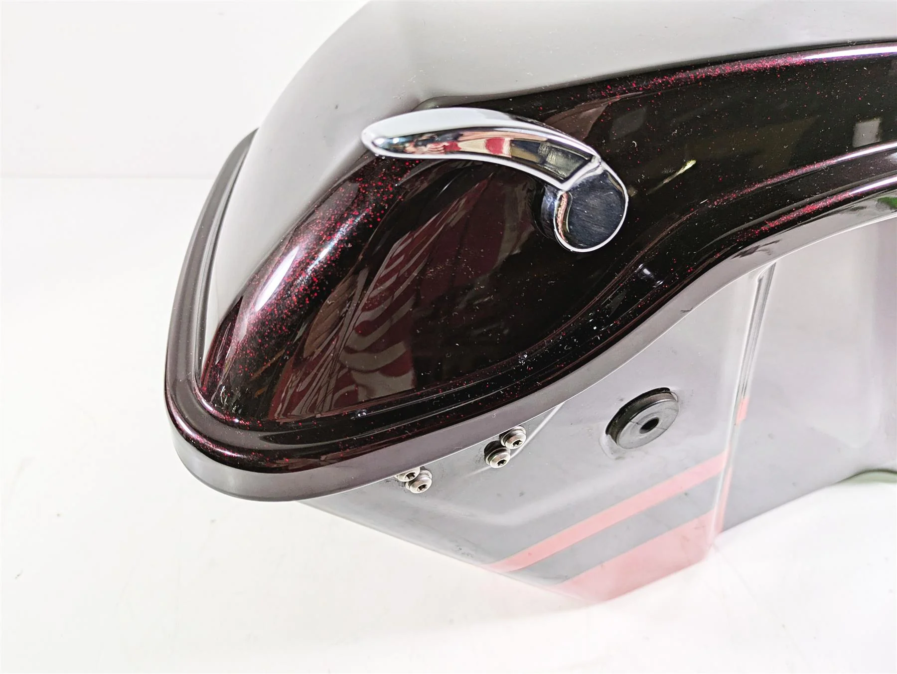 2017 Harley Touring FLHTKSE CVO E-Glide Right Saddlebag Black Garnet 90200412 - Image 8