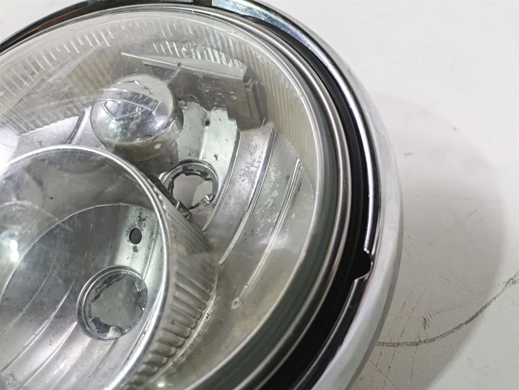 2017 Harley Touring FLHTKSE Electra Glide Head Light Lamp Headlight 67700064 - Image 8