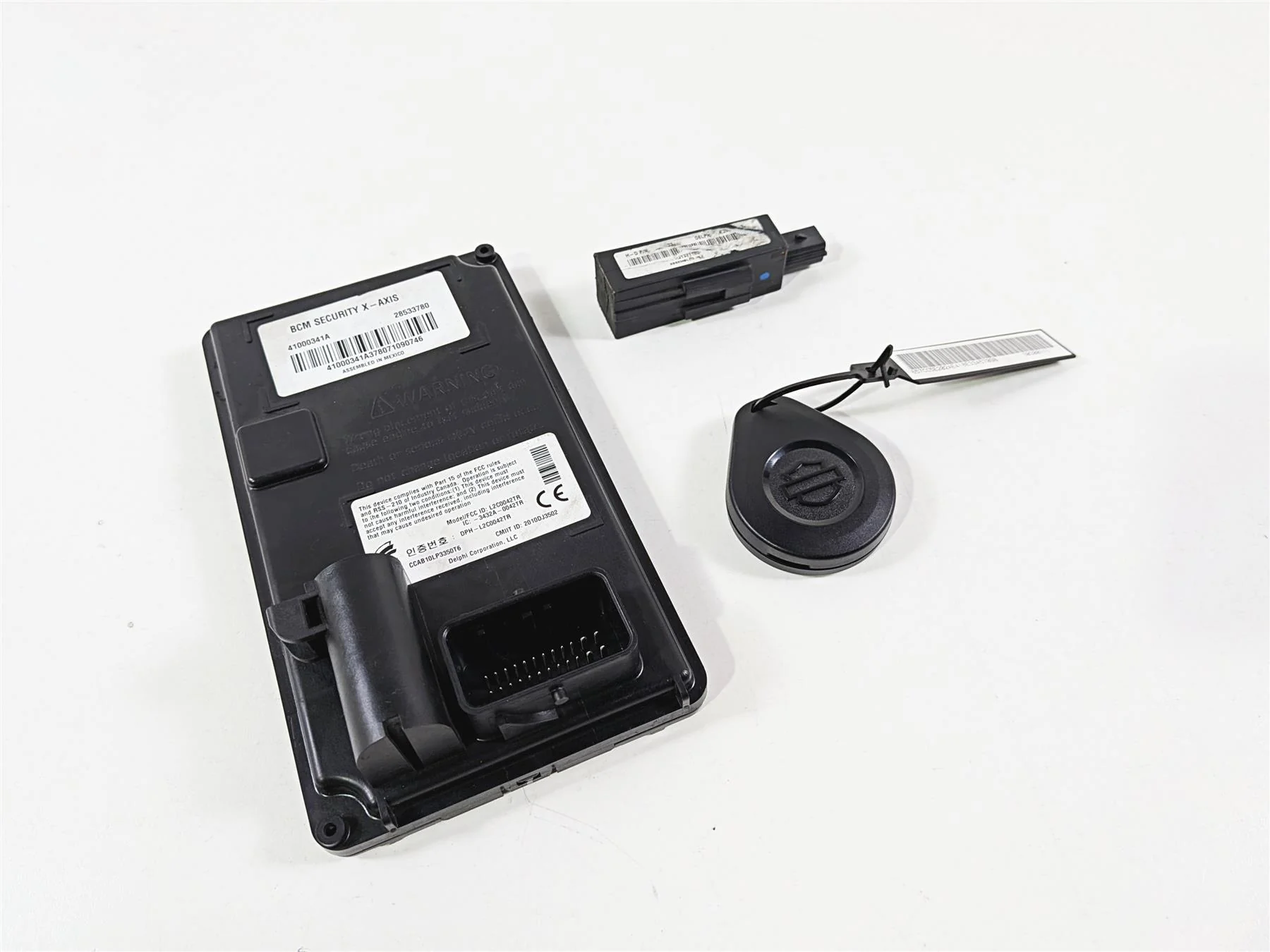 2017 Harley Touring FLHXS Street Glide Bcm Control Module Fob Antenna X-Axis 41000341A