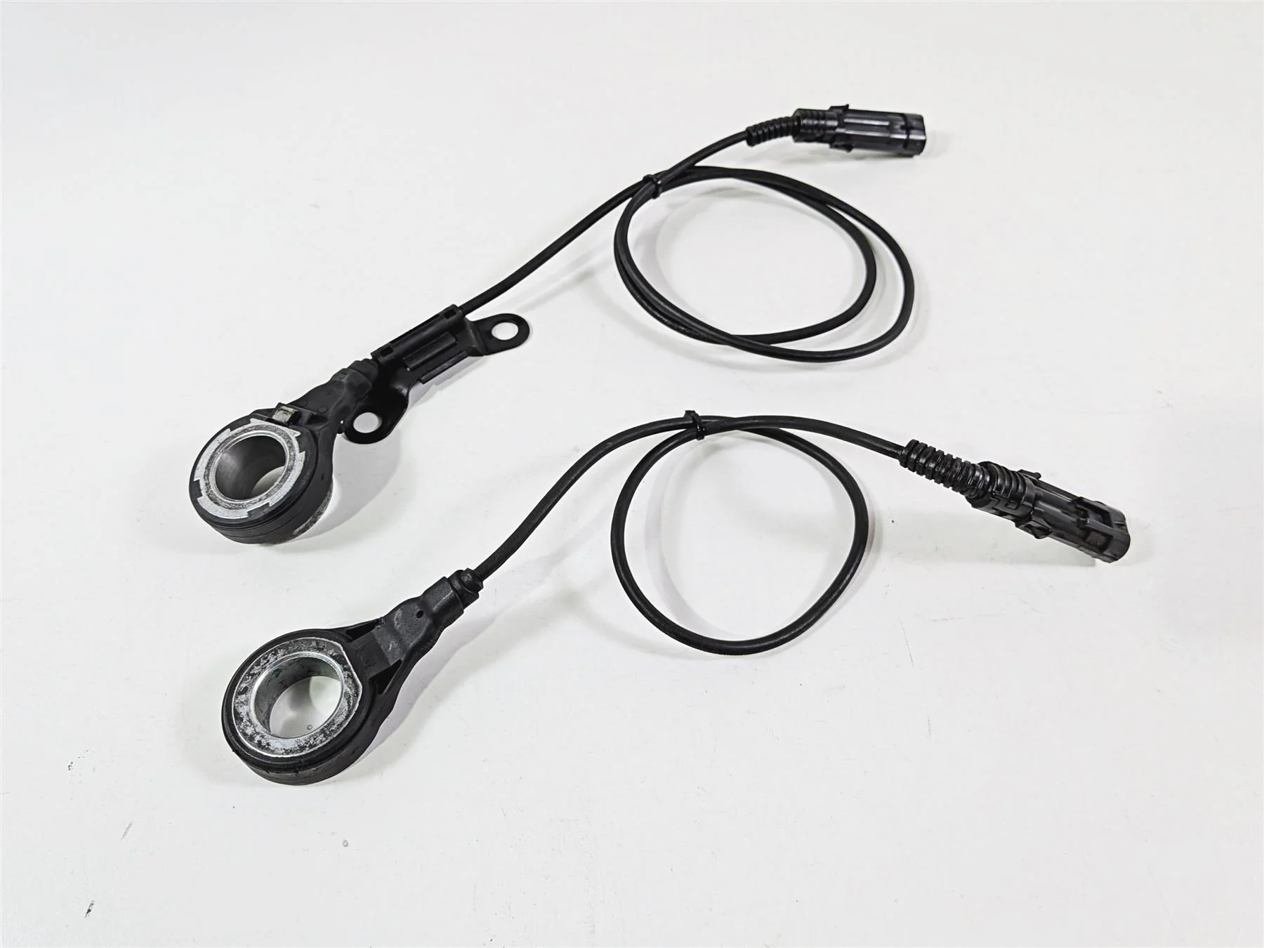 2017 Harley Touring FLHXS Street Glide Front Rear Abs Sensor Set 32700015