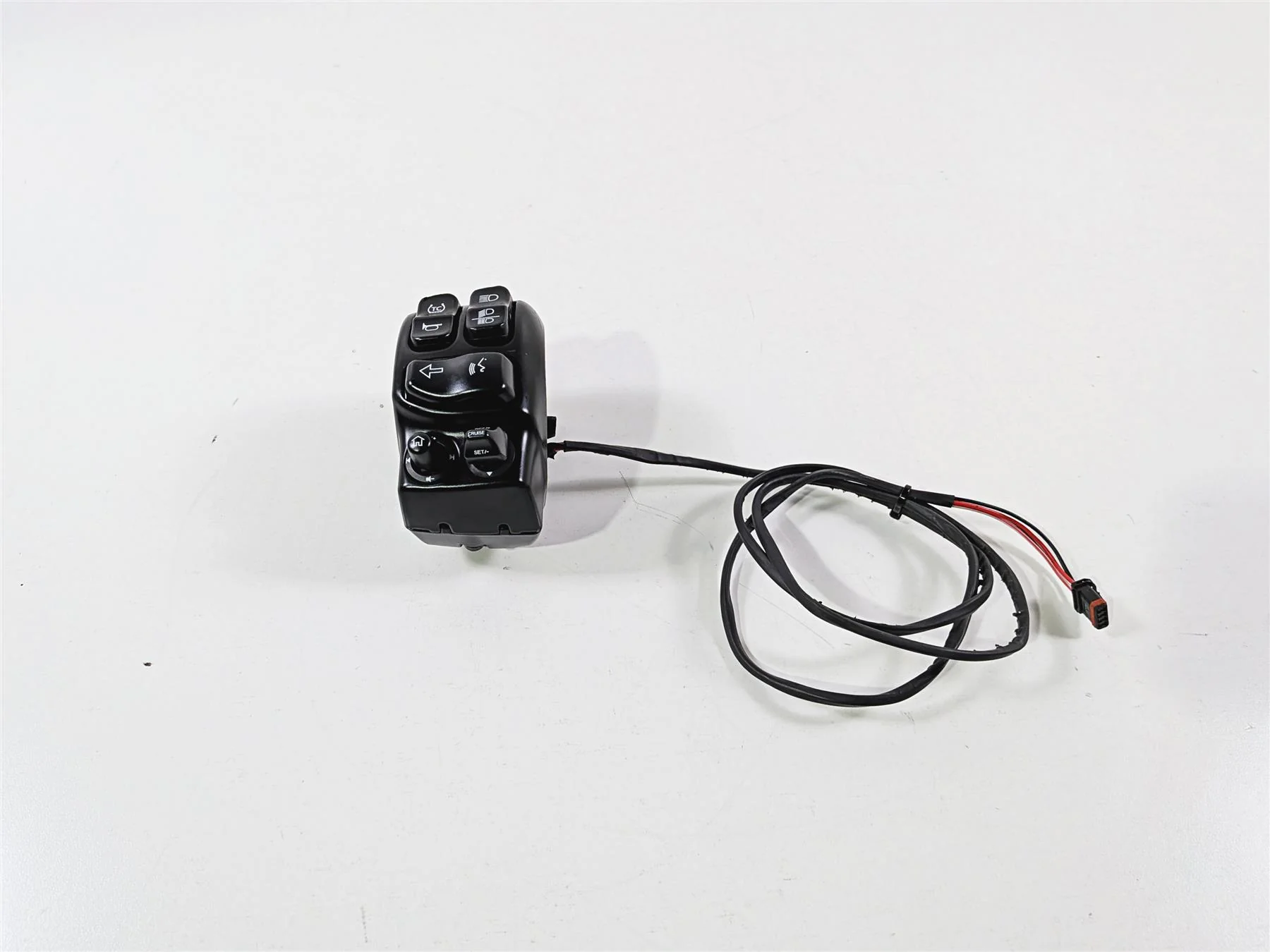2017 Harley Touring FLHXS Street Glide Left Hand Control Switch Cruise -Read 71500128B - Image 7