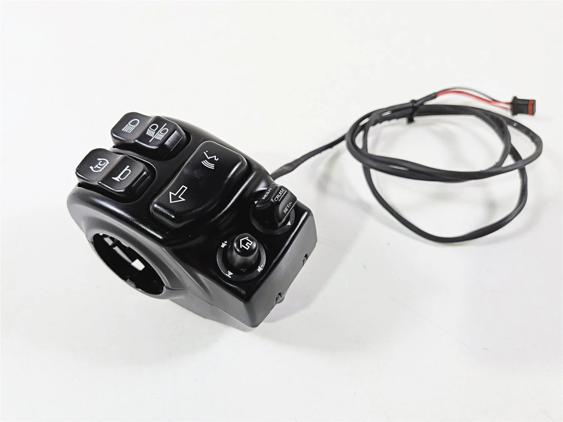 2017 Harley Touring FLHXS Street Glide Left Hand Control Switch Cruise -Read 71500128B - Image 8
