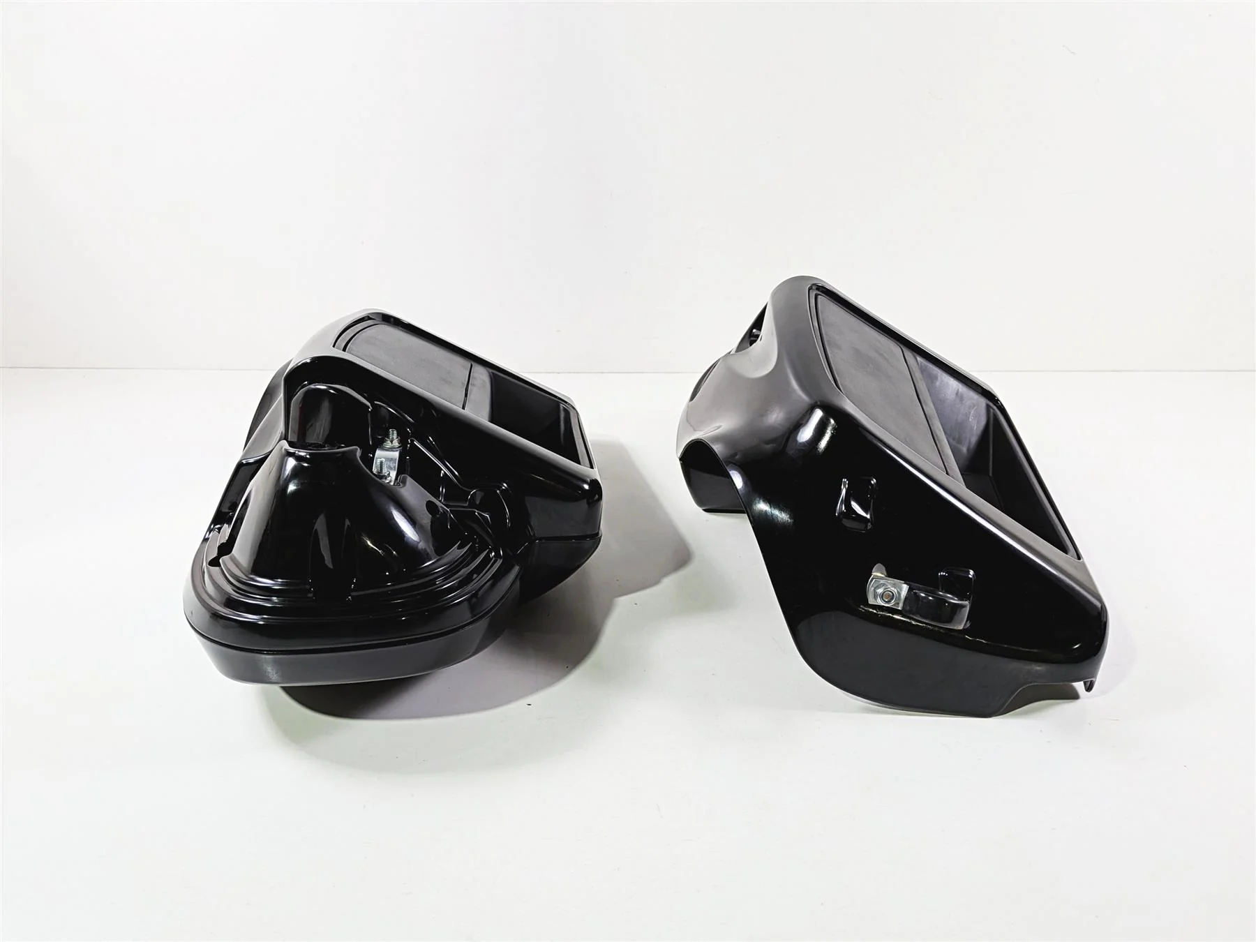 2017 Harley Touring FLHXS Street Glide Left Right Leg Fairing Set Speaker Holes - Image 3