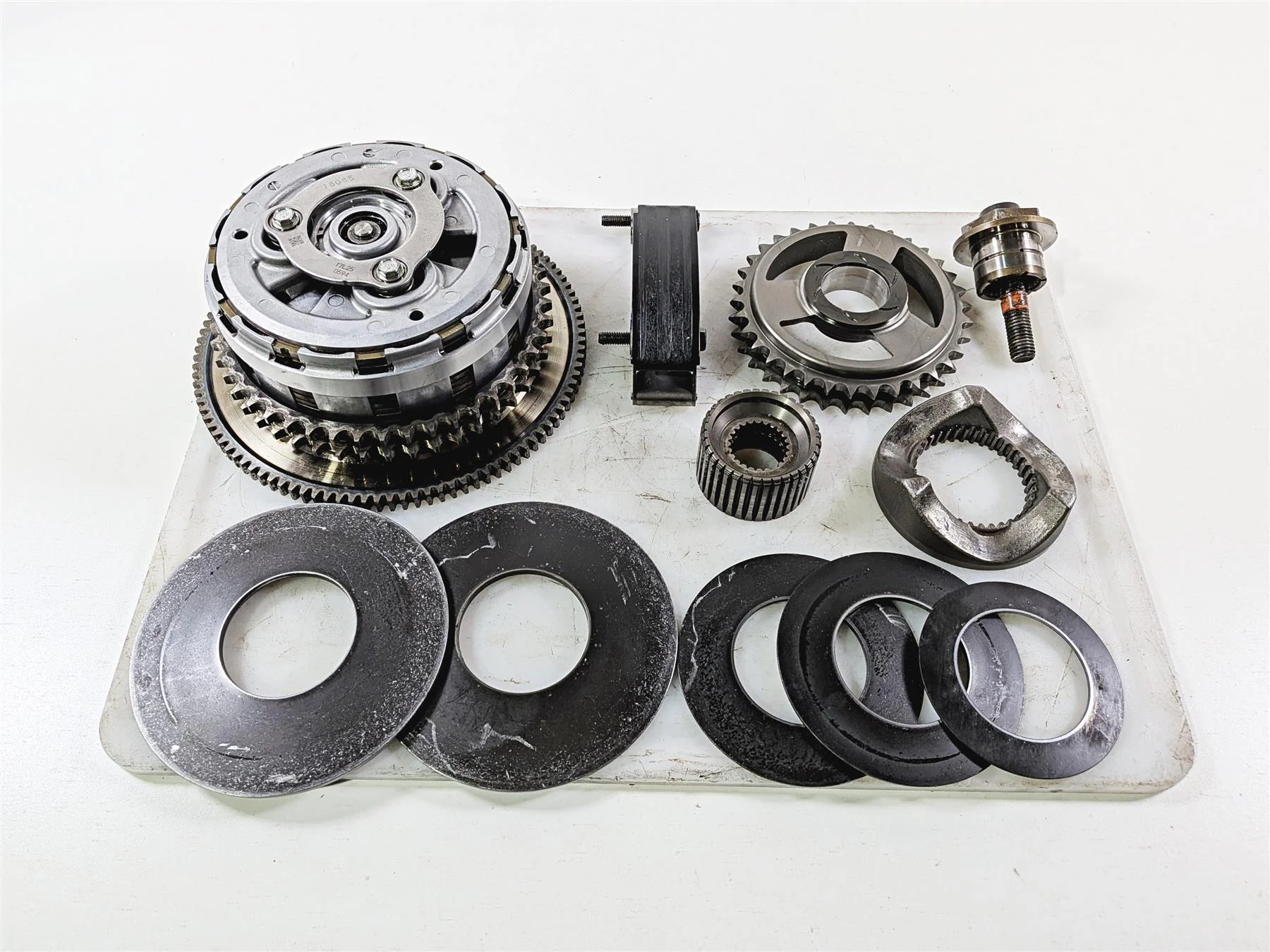 2017 Harley Touring FLHXS Street Glide Primary Drive Clutch Kit 37000377