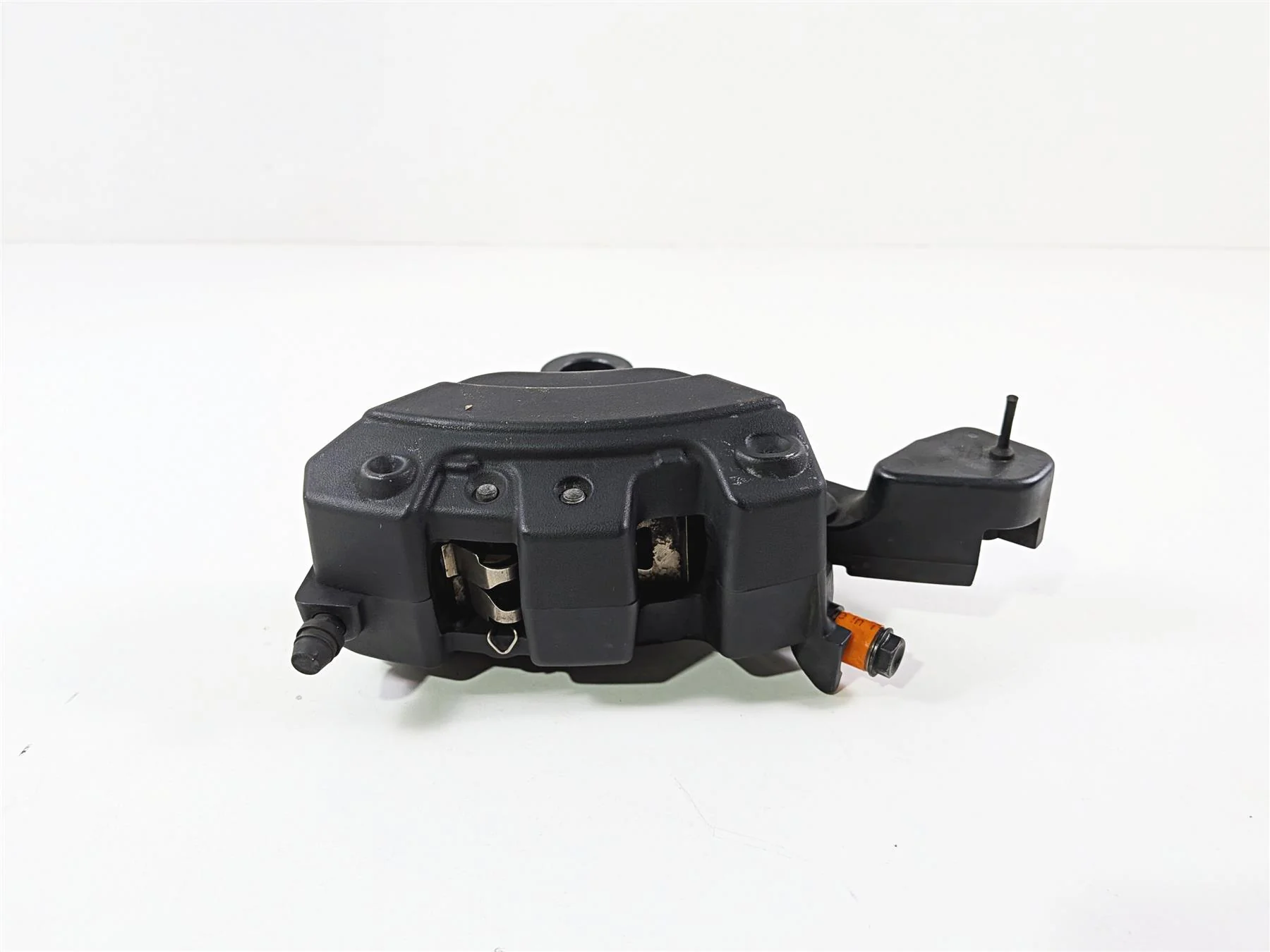 2017 Harley Touring FLHXS Street Glide Rear Brake Caliper & Bracket 44080-08C - Image 5
