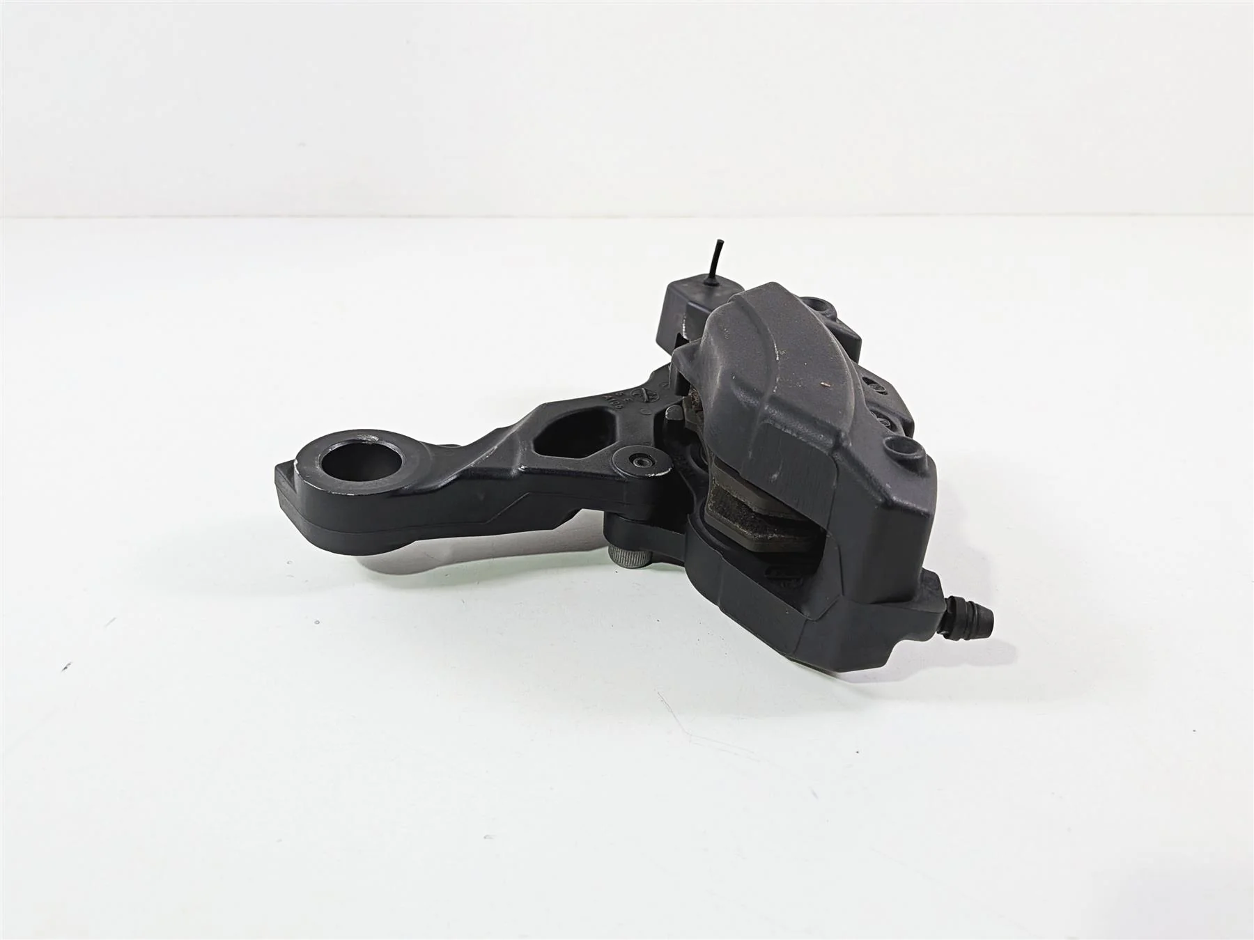 2017 Harley Touring FLHXS Street Glide Rear Brake Caliper & Bracket 44080-08C - Image 6