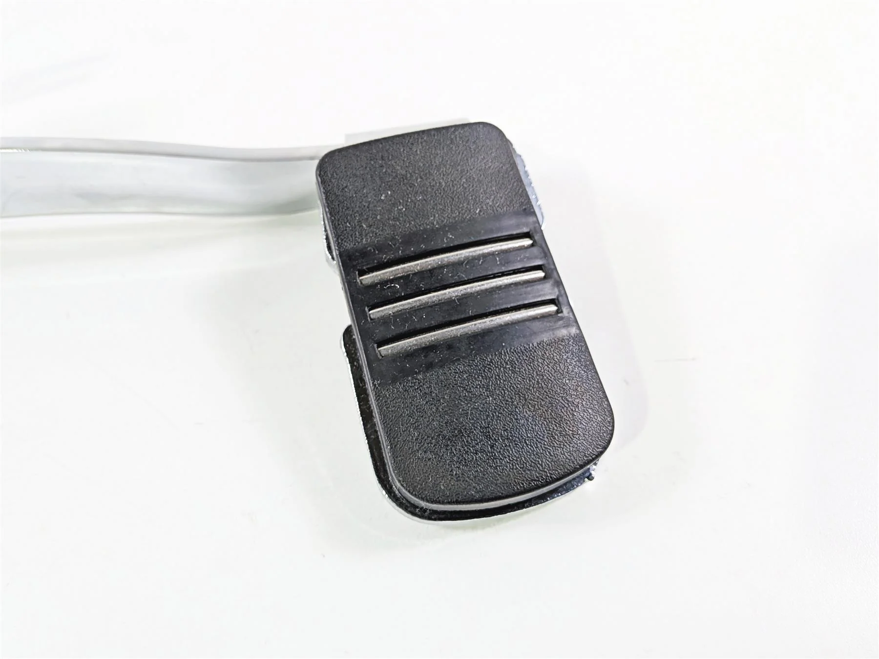 2017 Harley Touring FLHXS Street Glide Rear Brake Pedal Chrome 42407-08 - Image 4