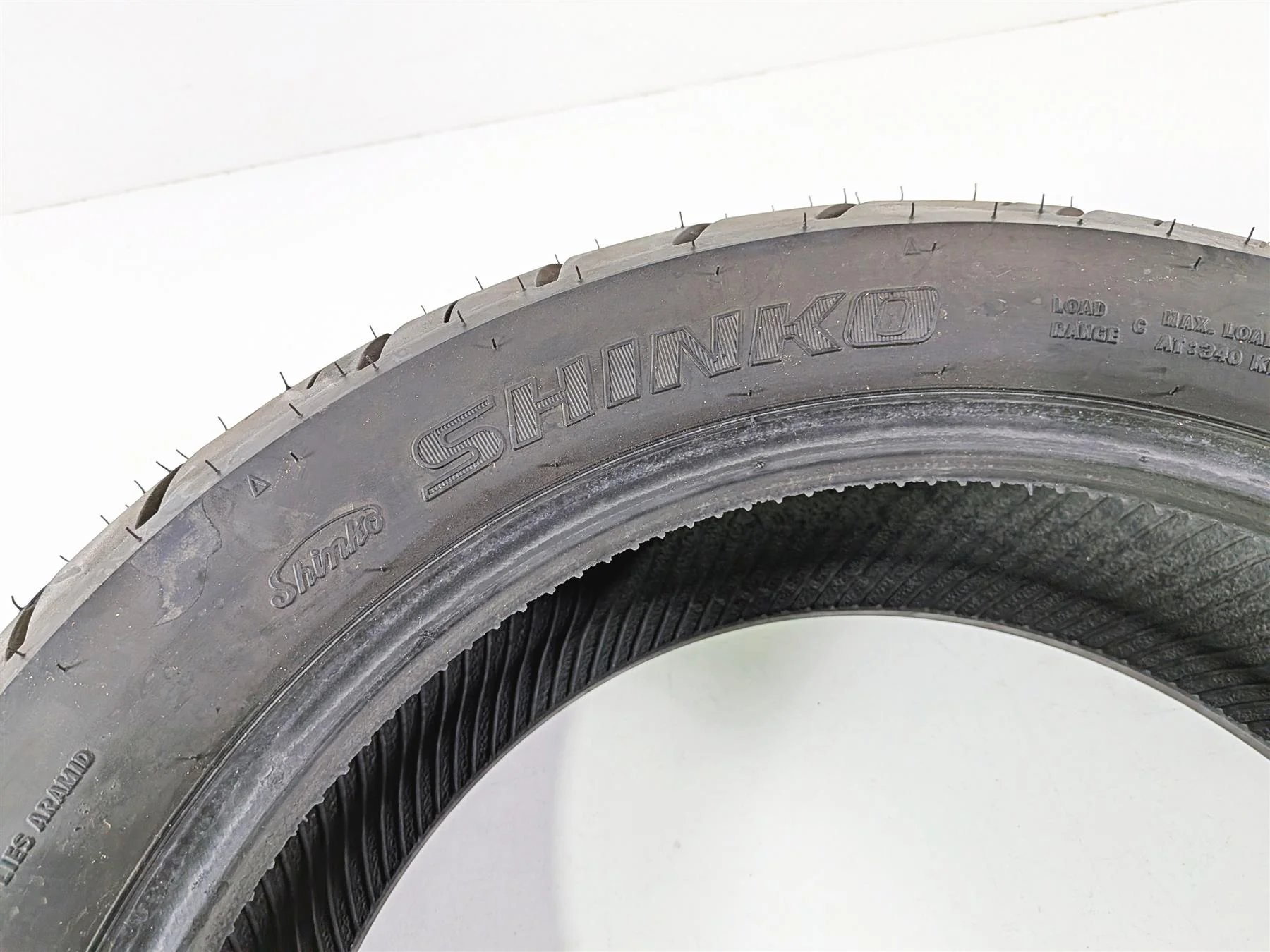 2017 Harley Touring FLHXS Street Glide Rear Tire  874809 - Image 6