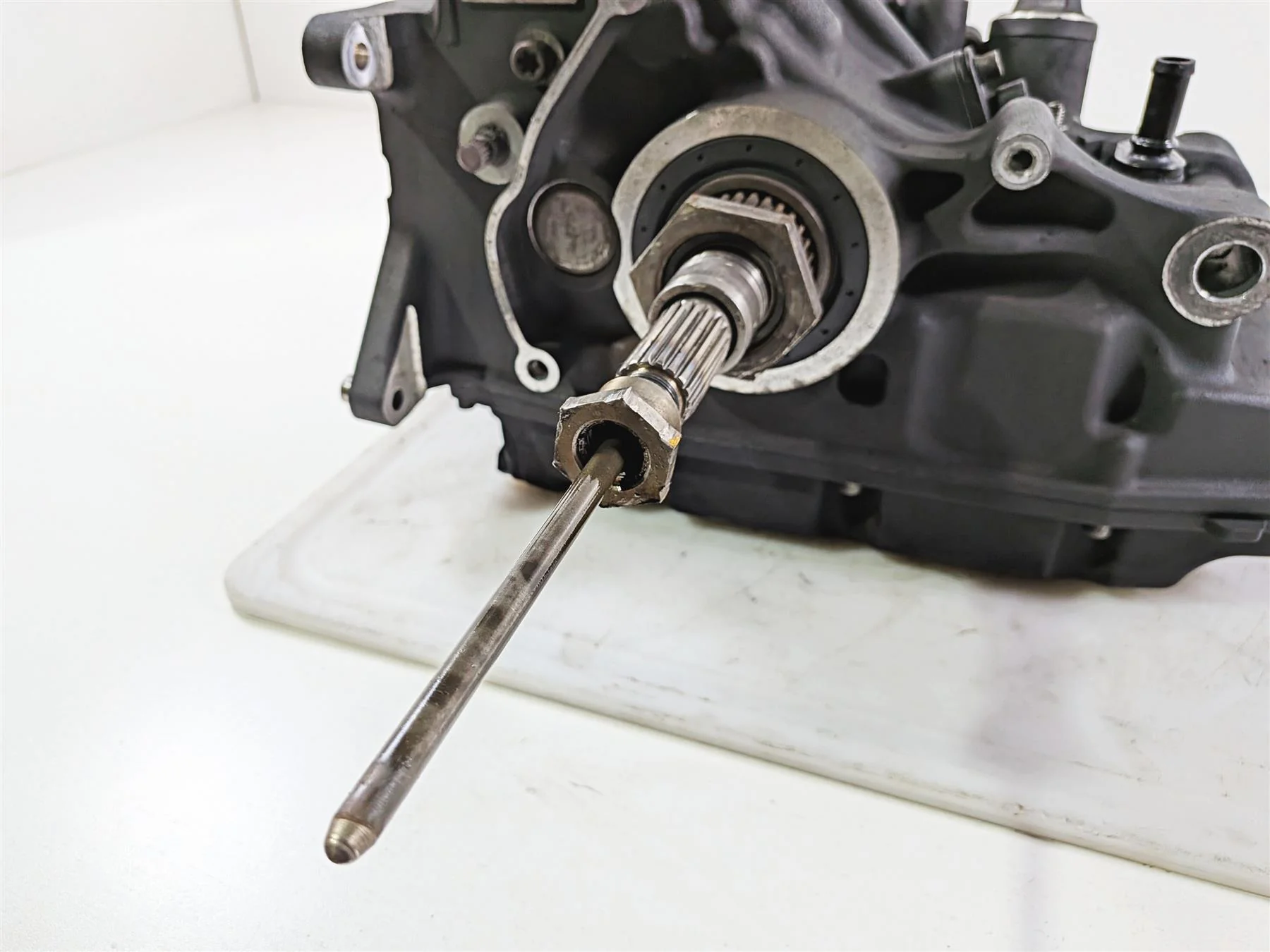 2017 Harley Touring FLHXS Street Glide Transmission Gear Box 6 Speed 19K Tested 35000198 - Image 6