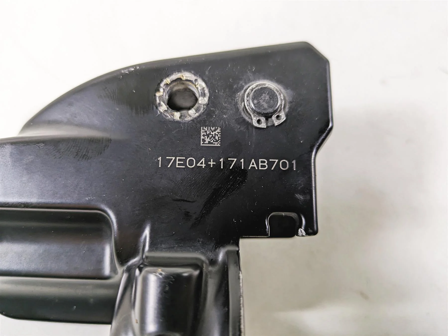 2017 Harley Touring FLTRXS Road Glide Clutch Master Cylinder 36700128A - Image 11