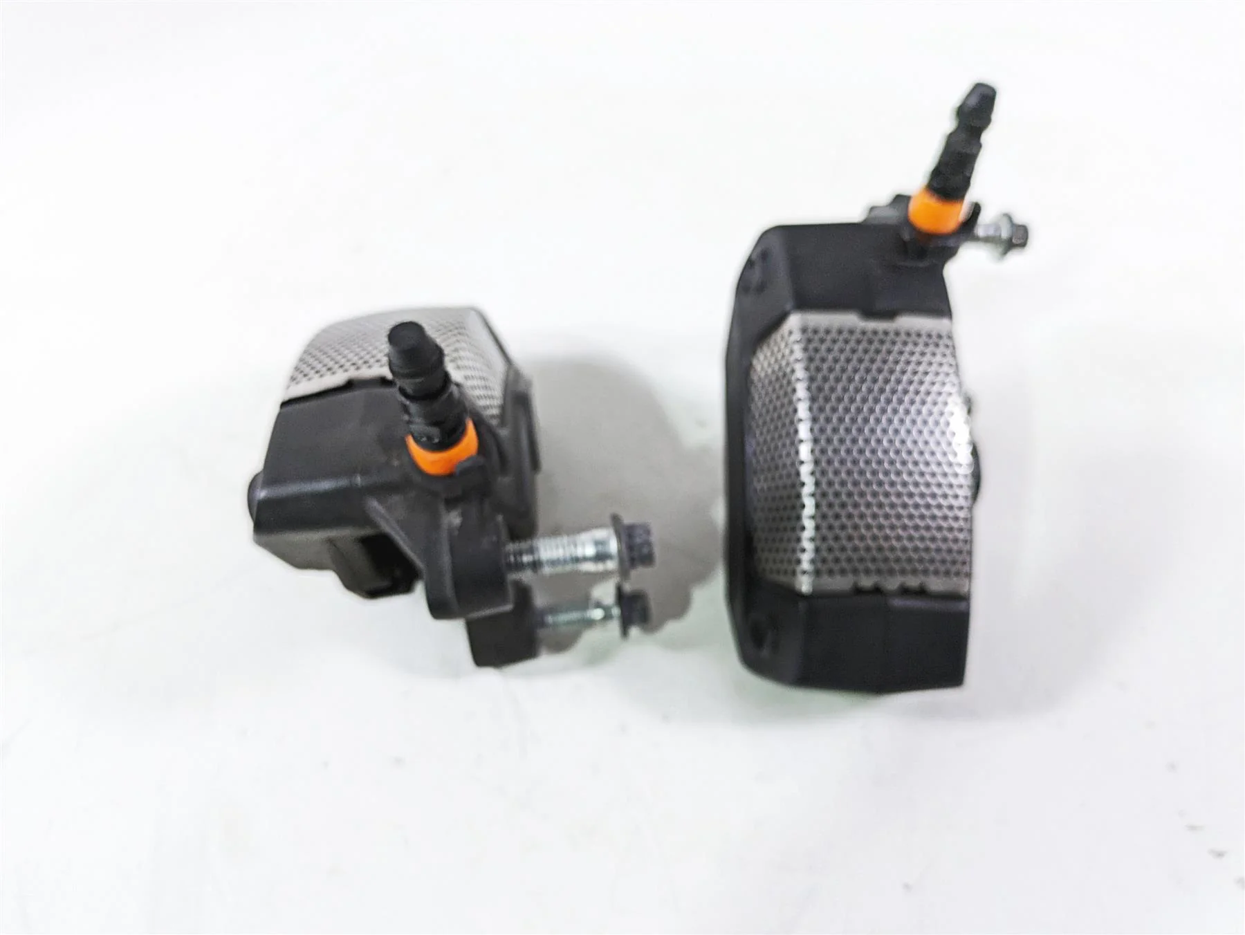 2017 Harley Touring FLTRXS Road Glide Front Brake Caliper Set 43027-08 43023-08 - Image 8