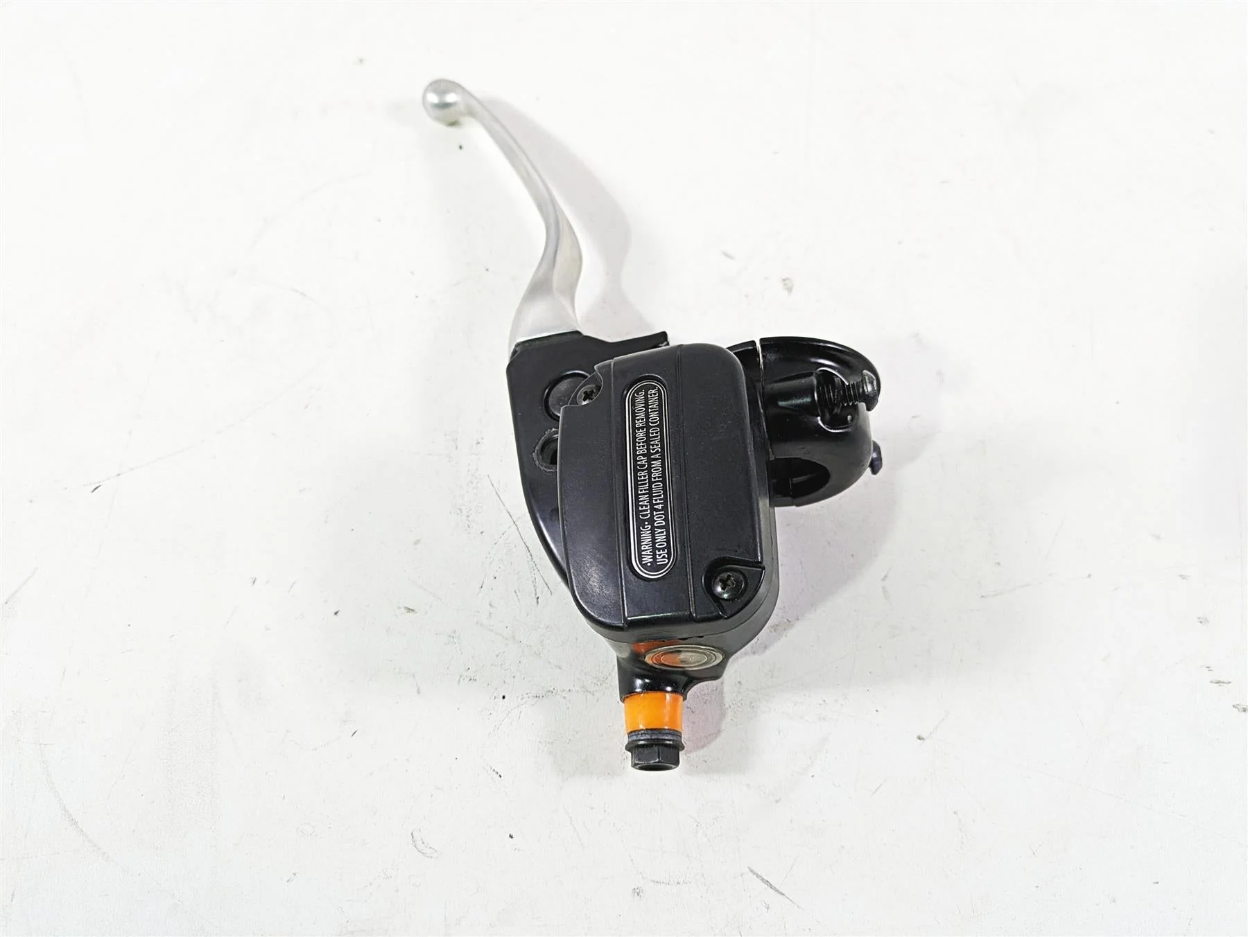 2017 Harley Touring FLTRXS Road Glide Front Brake Master Cylinder 42855-06D - Image 4