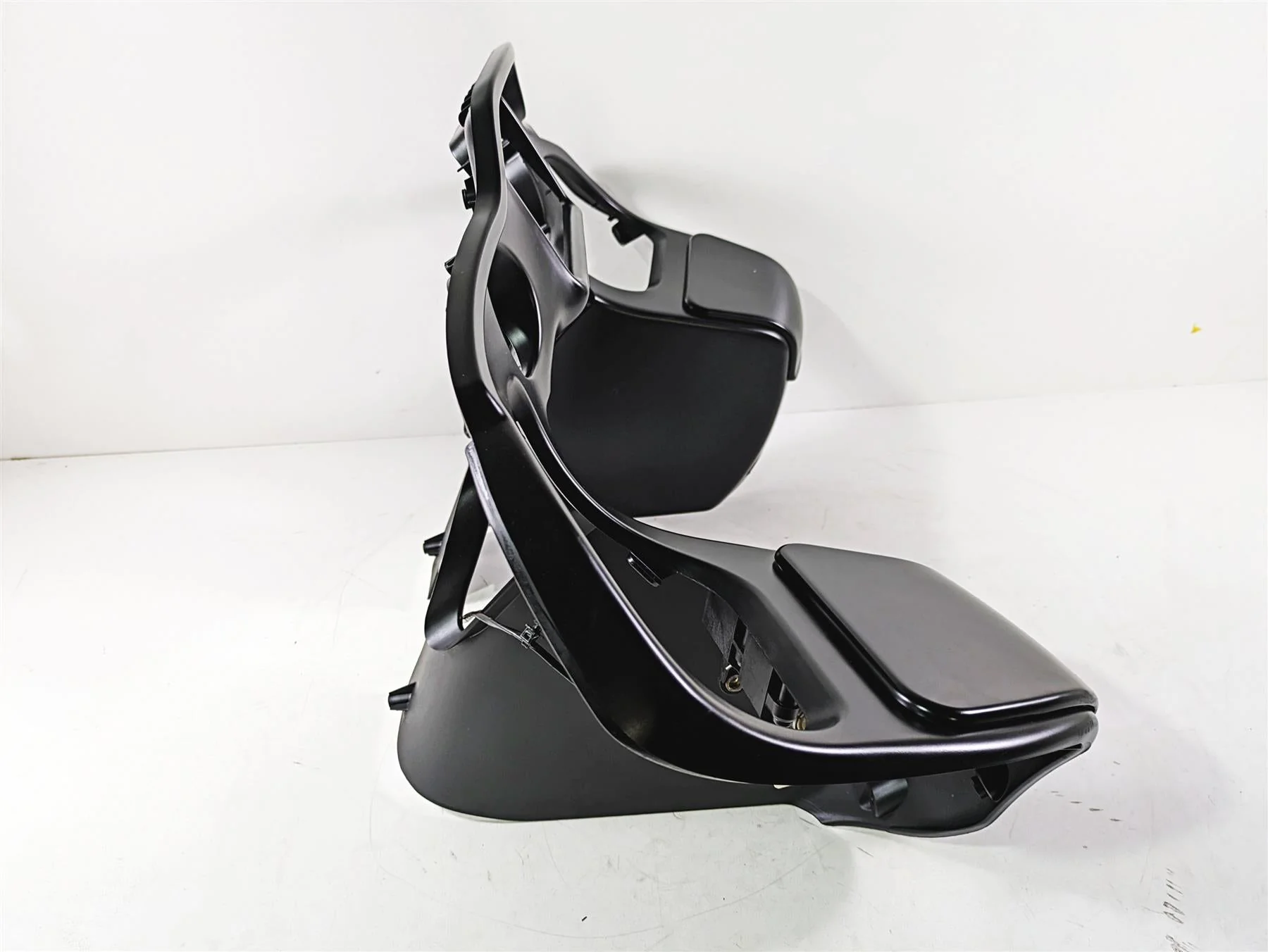2017 Harley Touring FLTRXS Road Glide Inner Front Nose Fairing 57000305 - Image 4