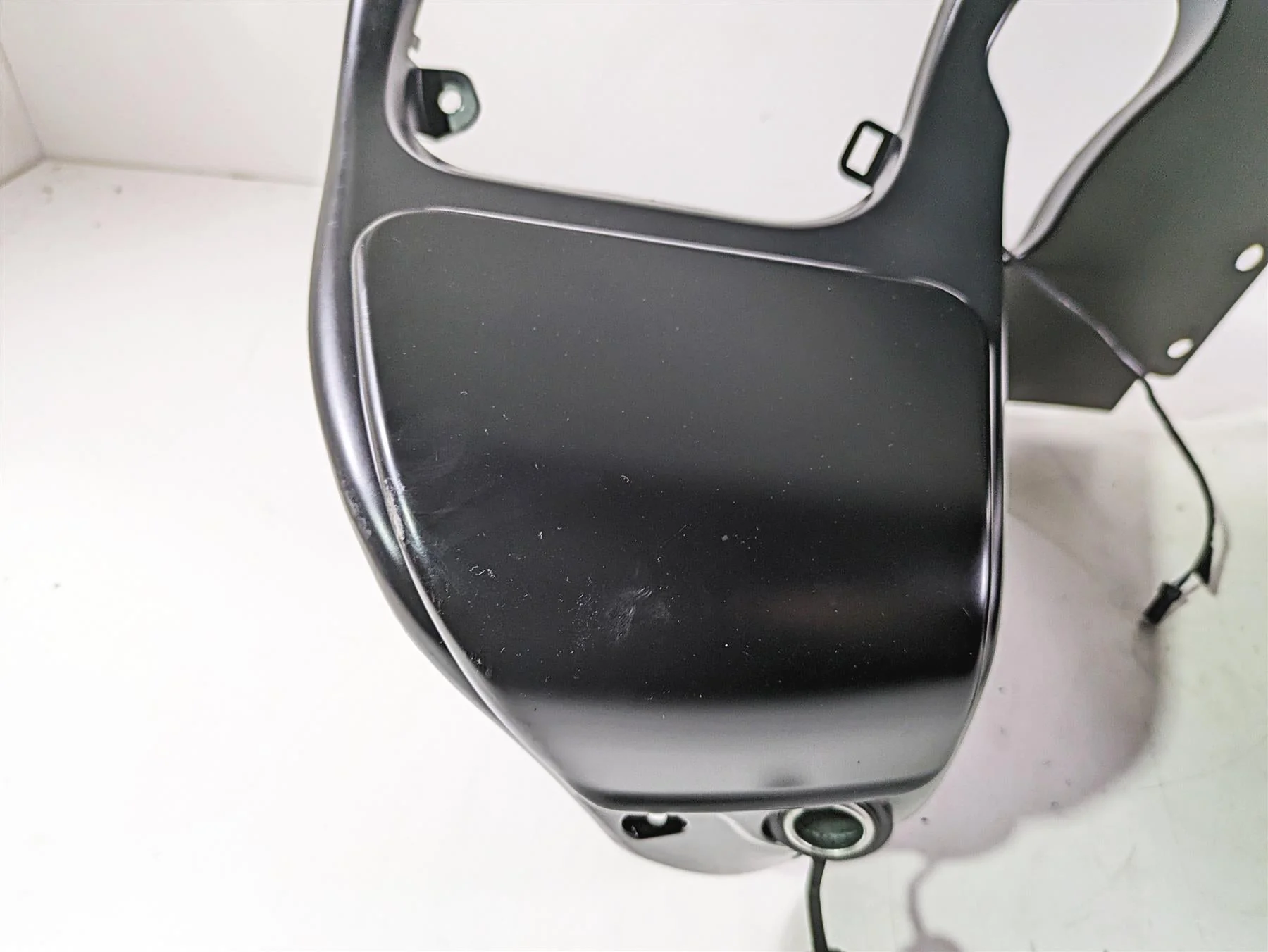 2017 Harley Touring FLTRXS Road Glide Inner Front Nose Fairing 57000305 - Image 5
