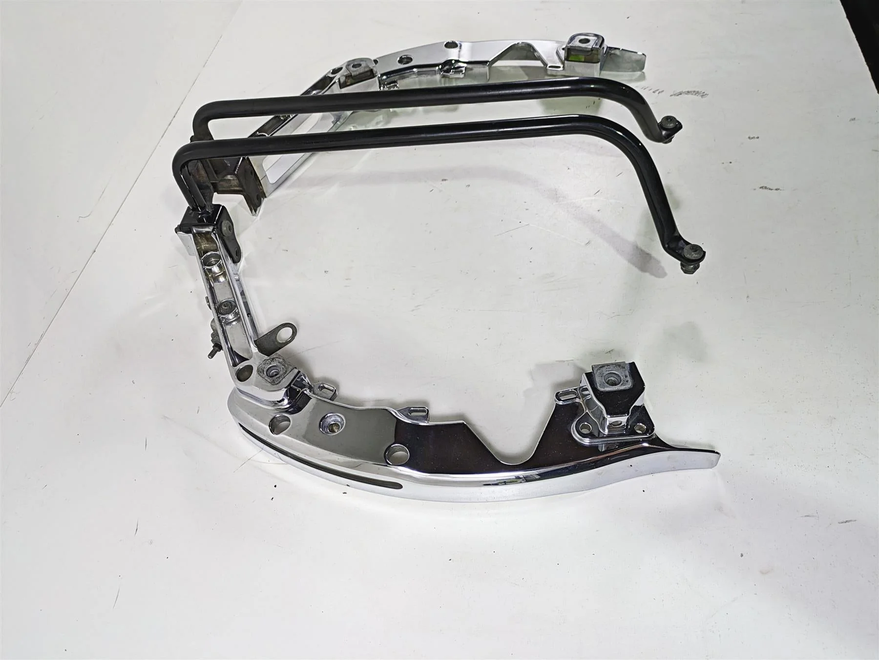 2017 Harley Touring FLTRXS Road Glide L+R Chrome Saddlebag Holder Mount 90200499 - Image 3