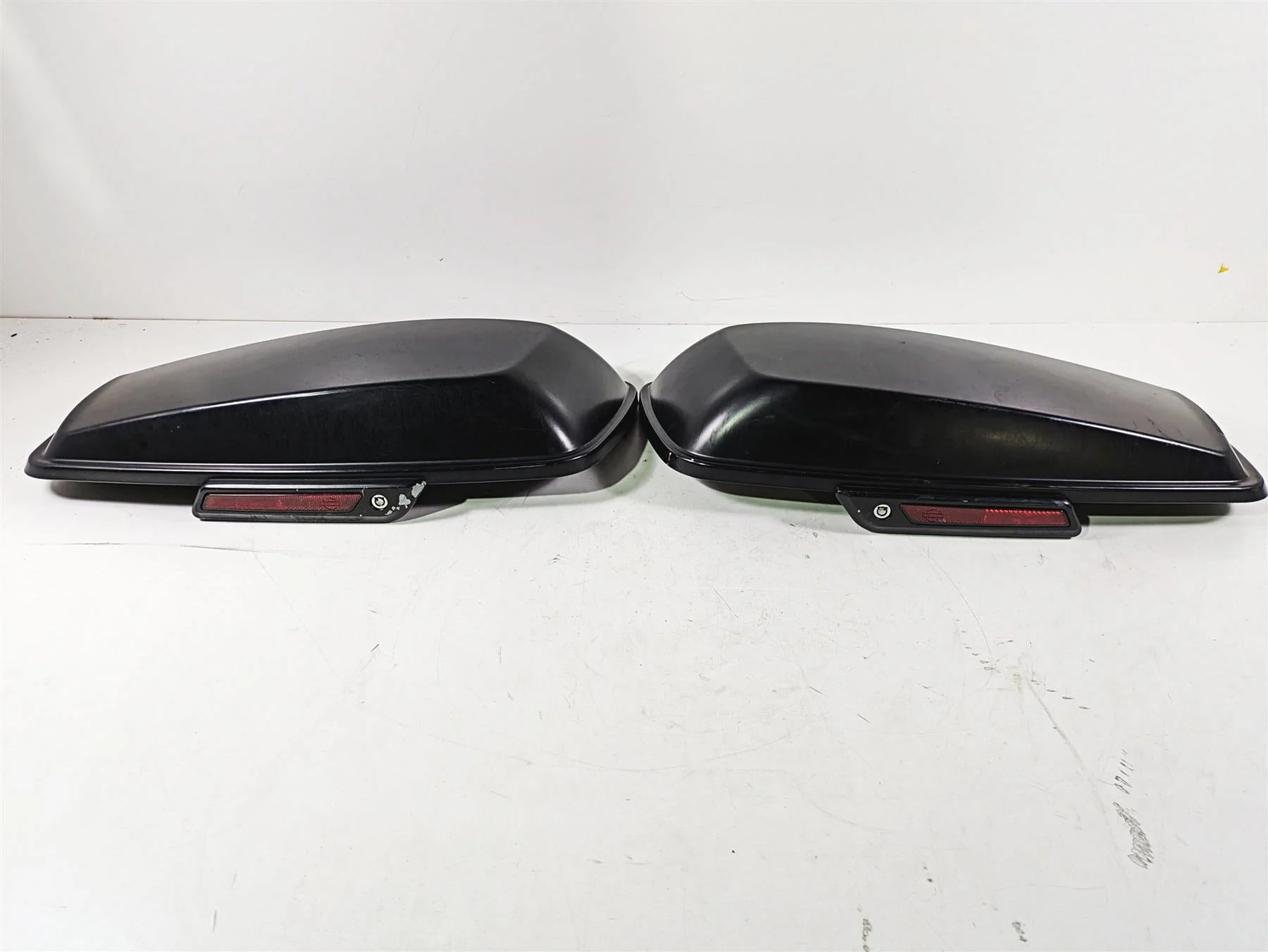 2017 Harley Touring FLTRXS Road Glide Left Right Saddlebag Lid Set Key 90200411 - Image 3