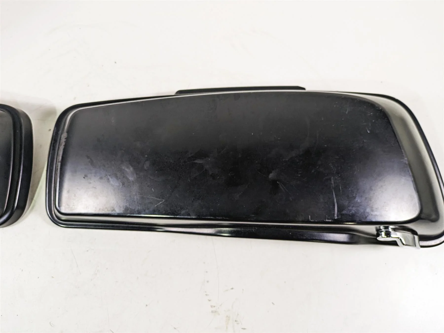 2017 Harley Touring FLTRXS Road Glide Left Right Saddlebag Lid Set Key 90200411 - Image 6