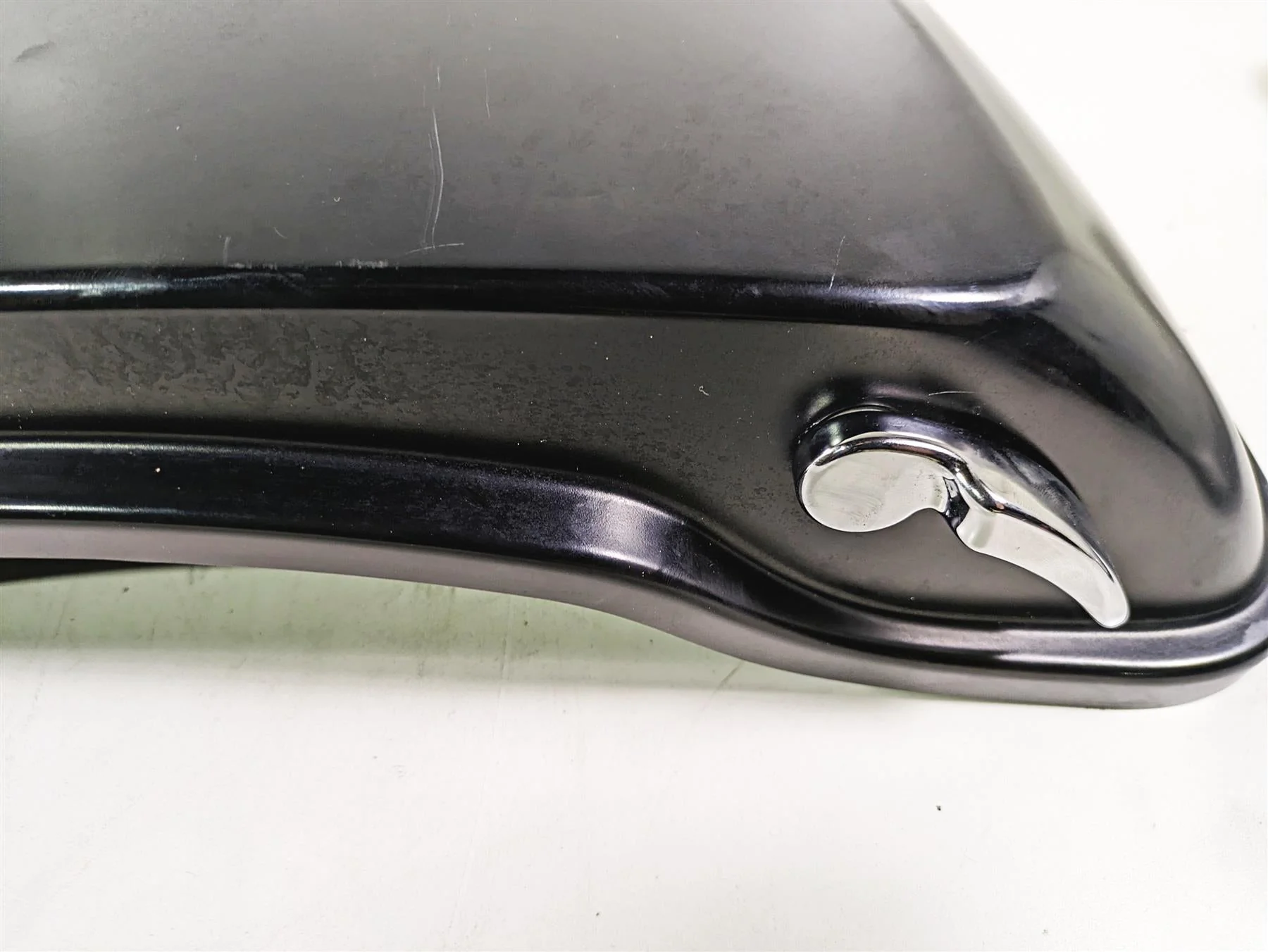 2017 Harley Touring FLTRXS Road Glide Left Right Saddlebag Lid Set Key 90200411 - Image 7