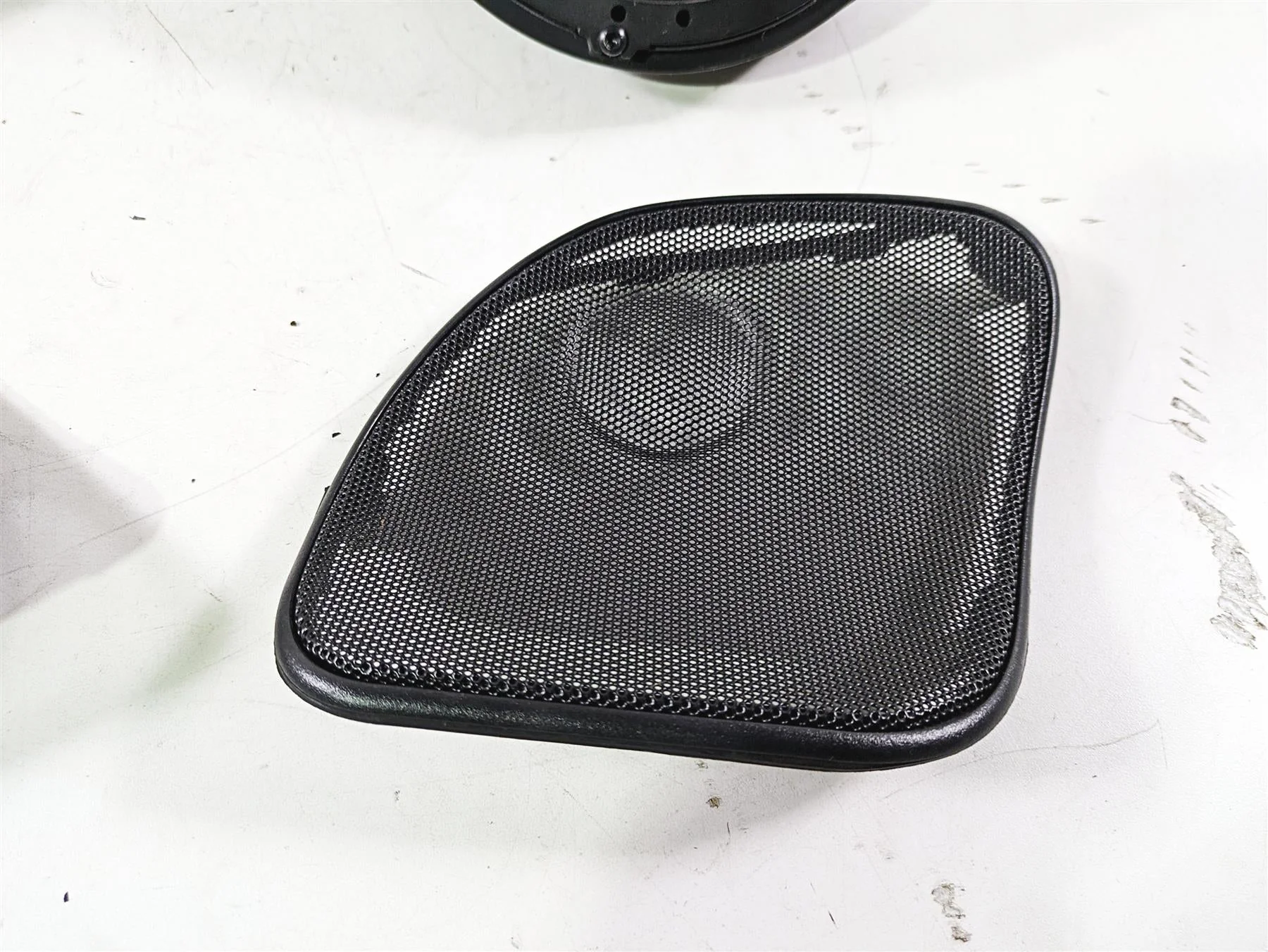 2017 Harley Touring FLTRXS Road Glide Left Right Speaker Housing -READ 76000460 - Image 2