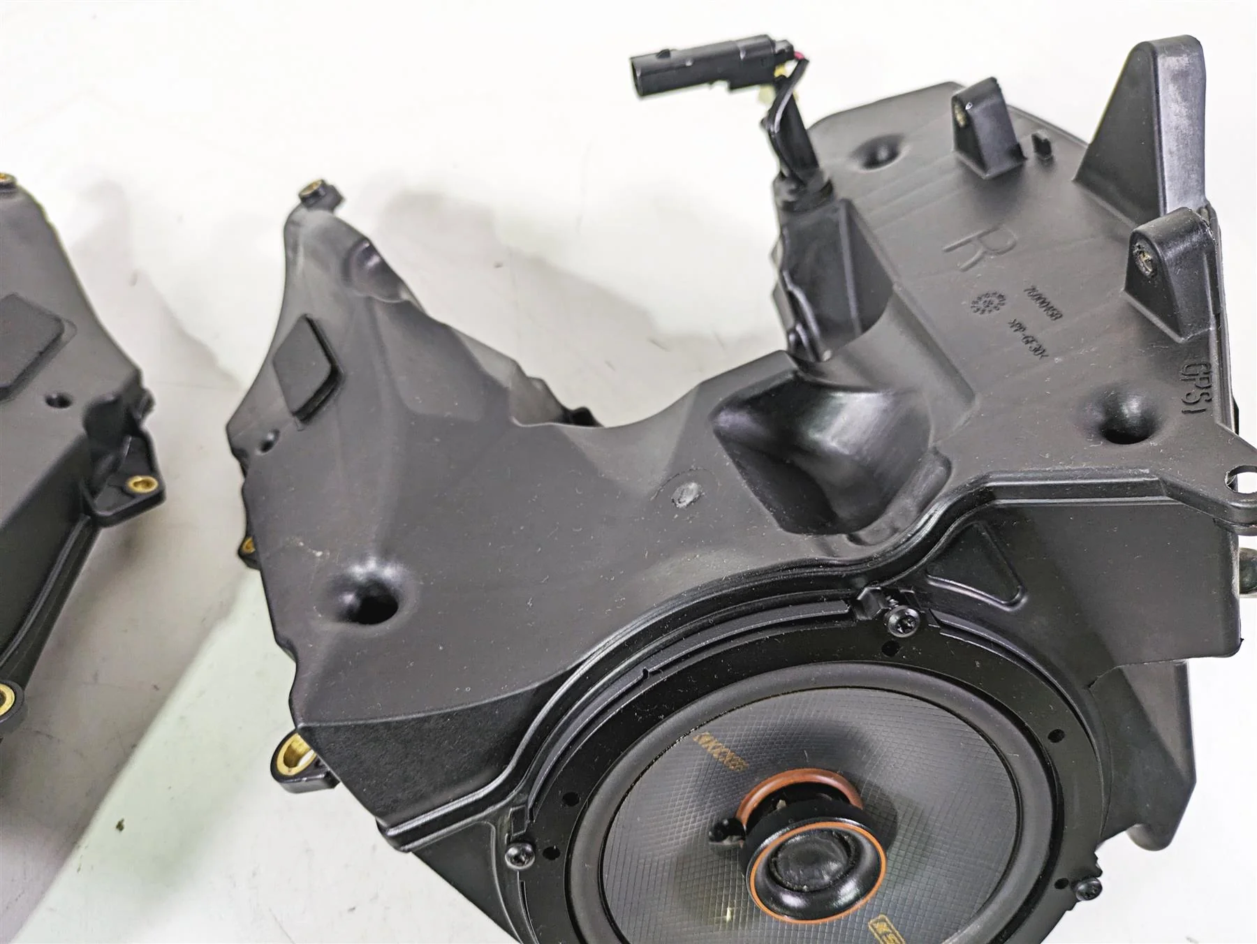 2017 Harley Touring FLTRXS Road Glide Left Right Speaker Housing -READ 76000460 - Image 5
