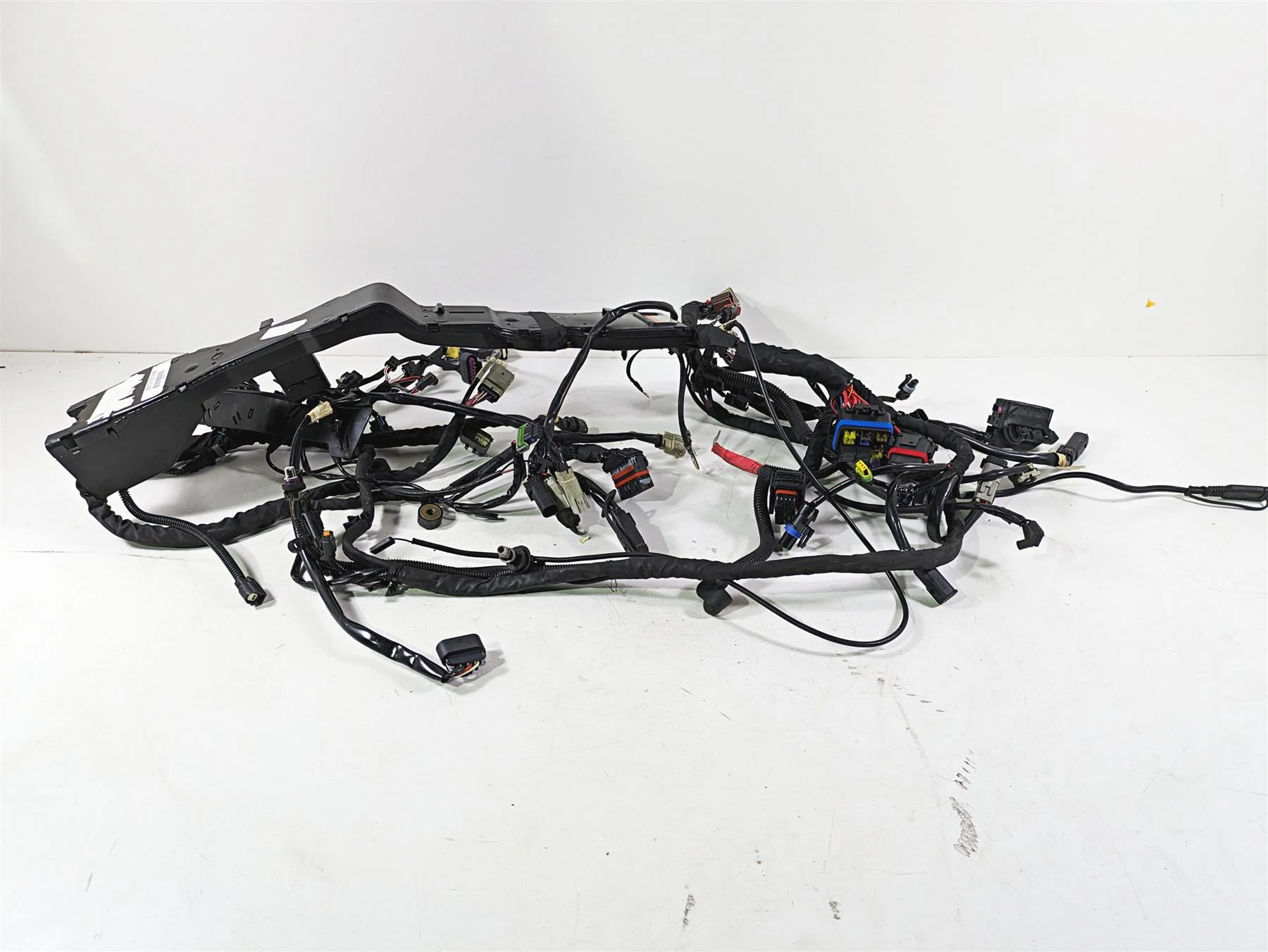 2017 Harley Touring FLTRXS Road Glide Main Wiring Harness Loom -No Cuts 69201124