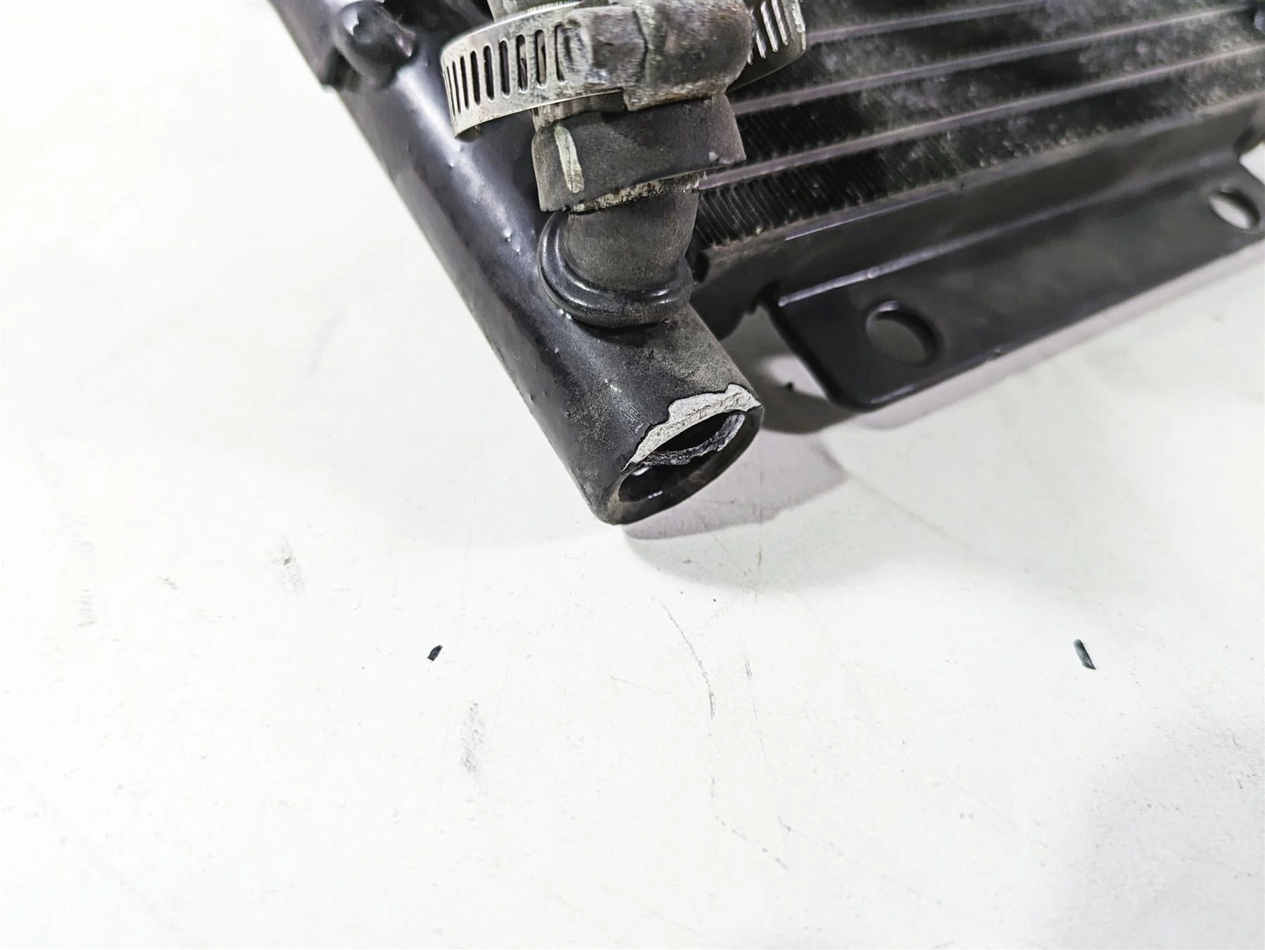 2017 Harley Touring FLTRXS Road Glide Oil Cooler & Mount 62700196 - Image 11