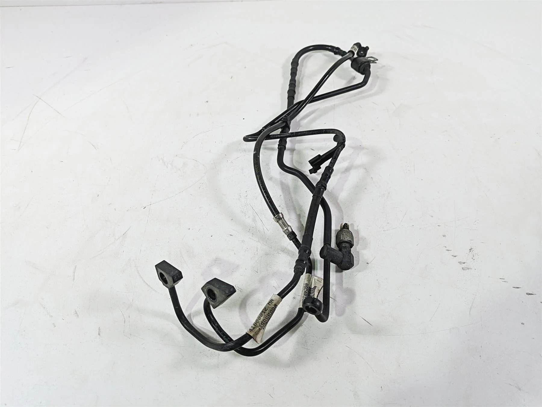 2017 Harley Touring FLTRXS Road Glide Rear Abs Brake Line Set 41800012 - Image 2