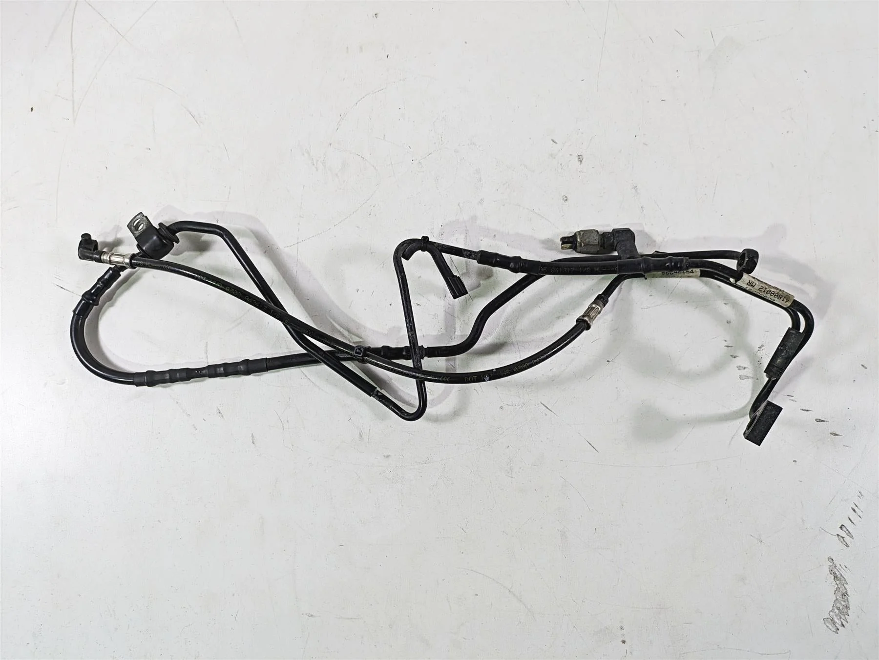 2017 Harley Touring FLTRXS Road Glide Rear Abs Brake Line Set 41800012 - Image 5