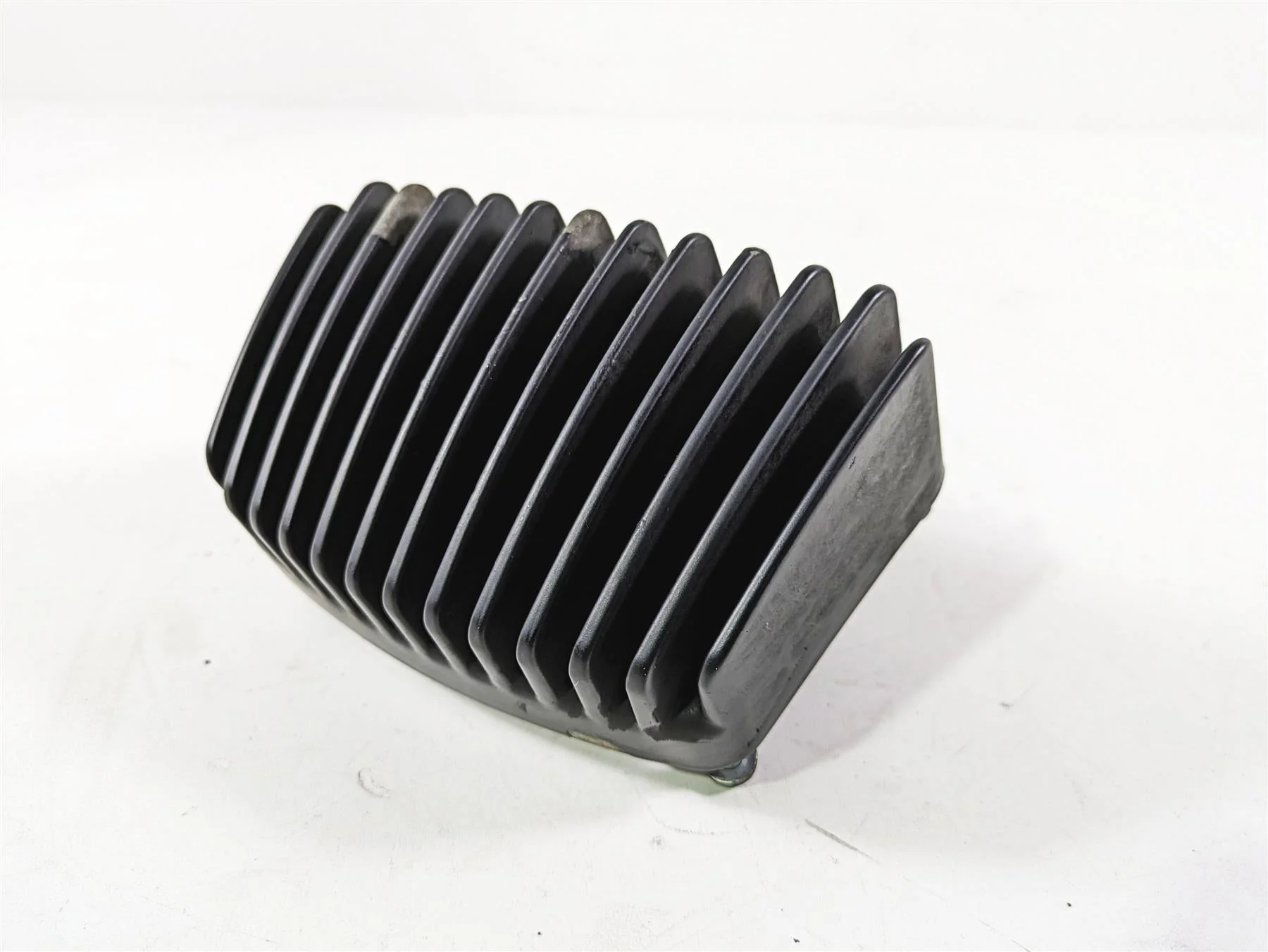 2017 Harley Touring FLTRXS Road Glide Rectifier Voltage Regulator 74700025 - Image 12