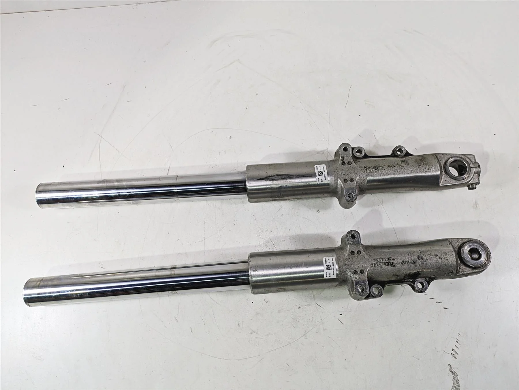 2017 Harley Touring FLTRXS Road Glide Straight Front Fork 49mm 45400102 45400103 - Image 3