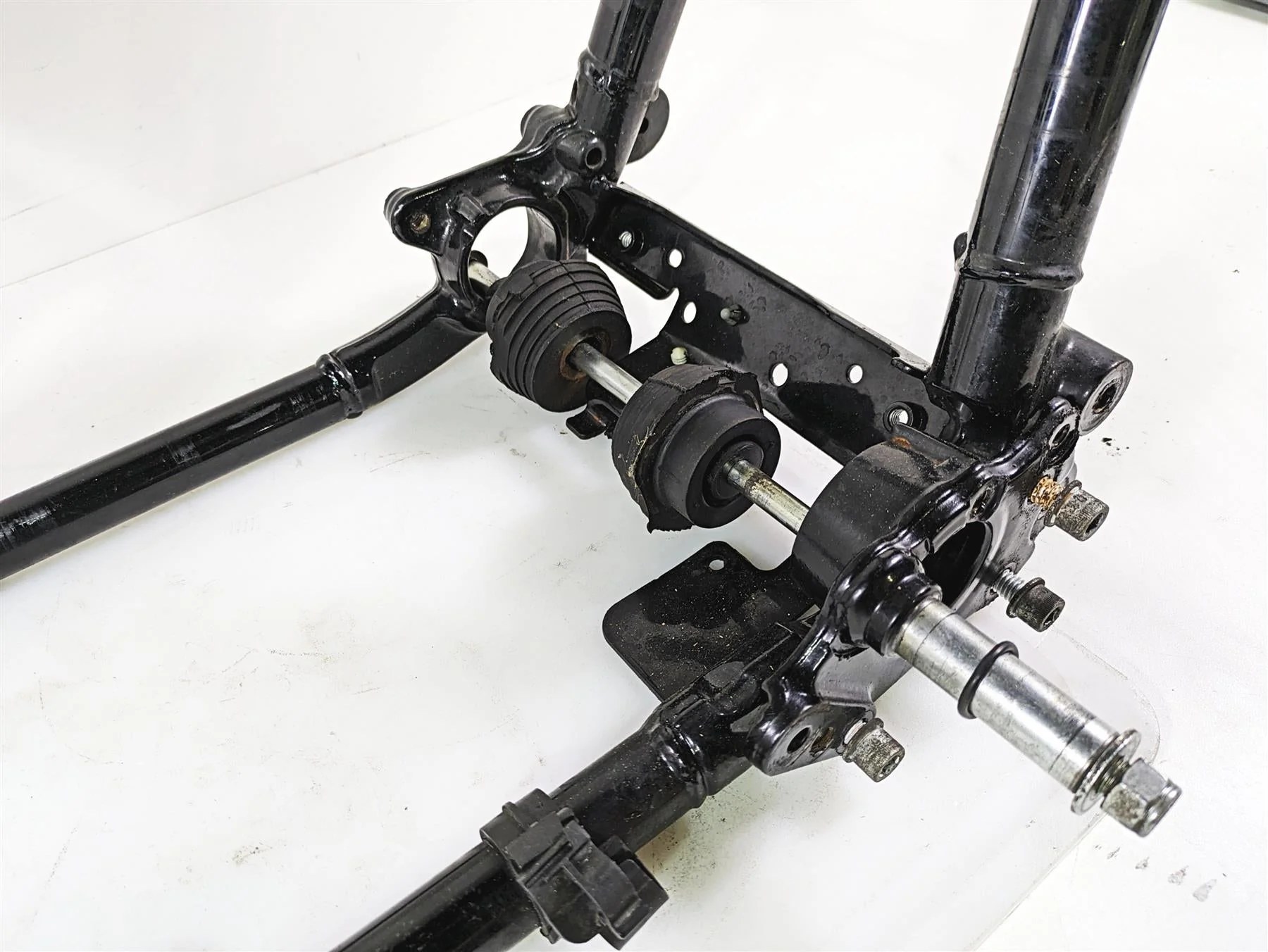 2017 Harley Touring FLTRXS Road Glide Straight M8 Main Frame Chassis With Clean South Caroliner Title 47000344 - Image 5