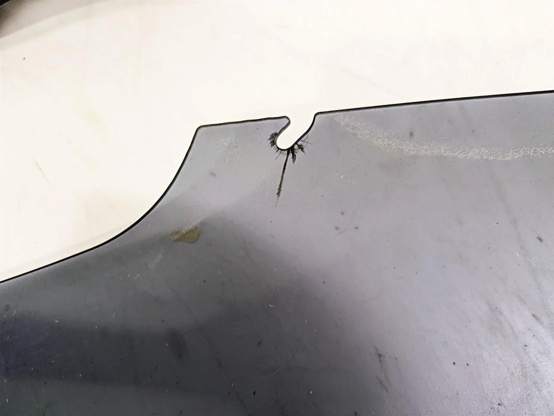 2017 Harley Touring FLTRXS Road Glide Windshield & Trim Air Duct -Read 29200042 - Image 11