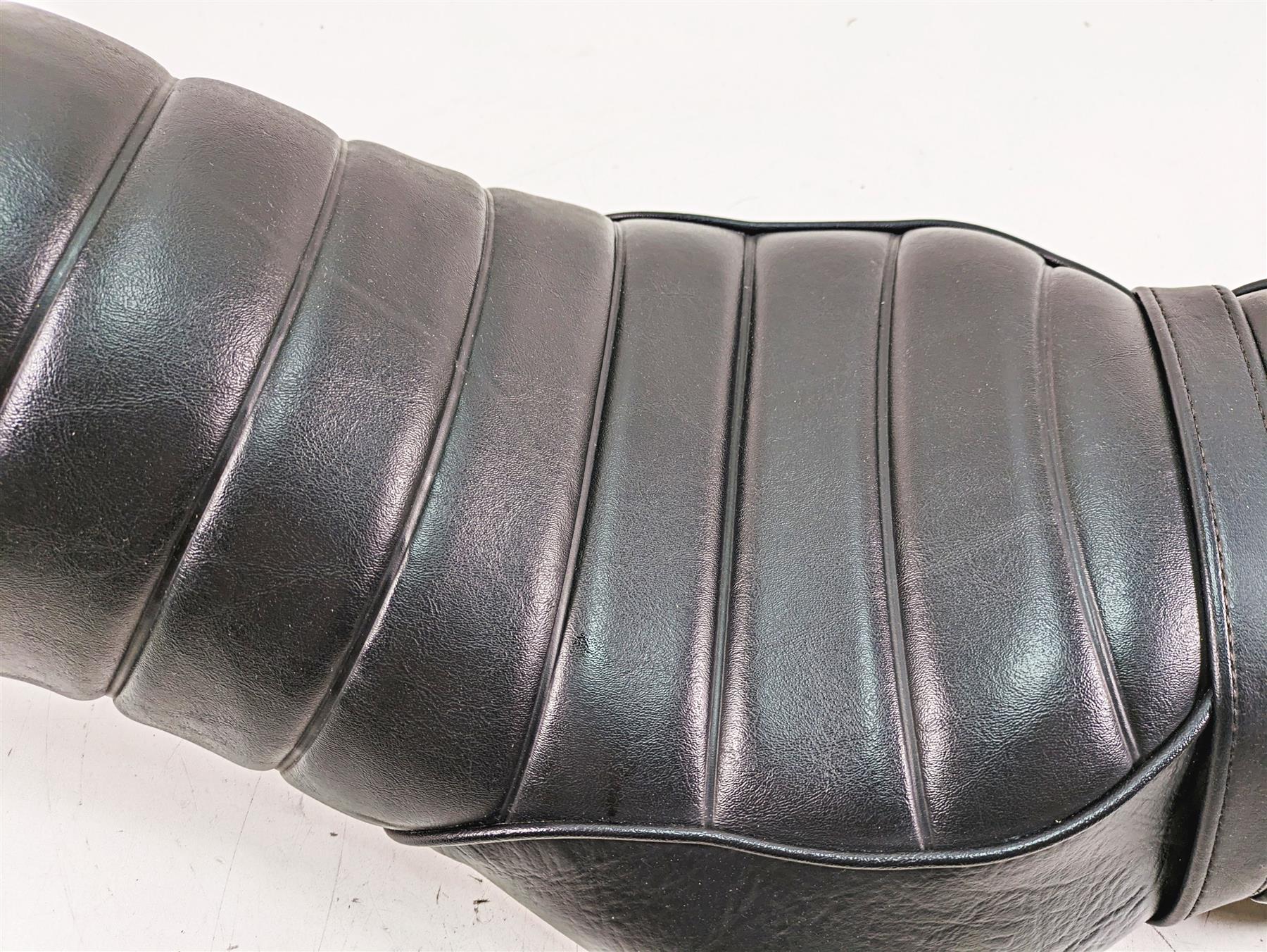 2017 Harley XL883 N Sportster Iron Driver Rider Duo Seat Saddle  52000195 - Image 7