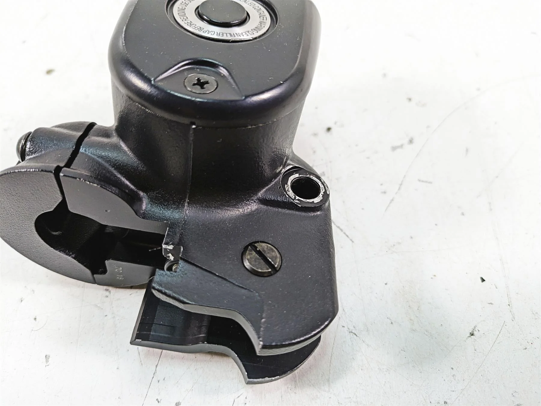 2017 Harley XL883 N Sportster Iron Front Brake Master Cylinder 1/2" 41700099 - Image 7