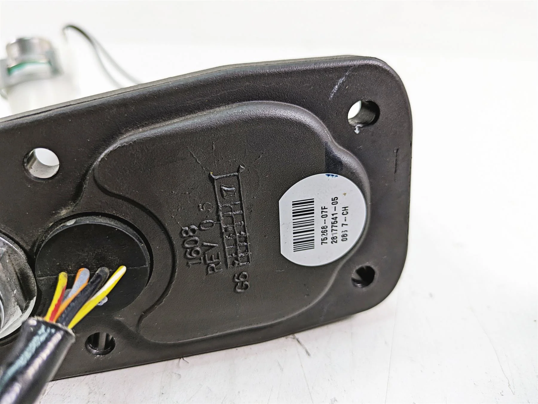 2017 Harley XL883 N Sportster Iron Fuel Gas Petrol Pump - Tested 75268-07F - Image 9