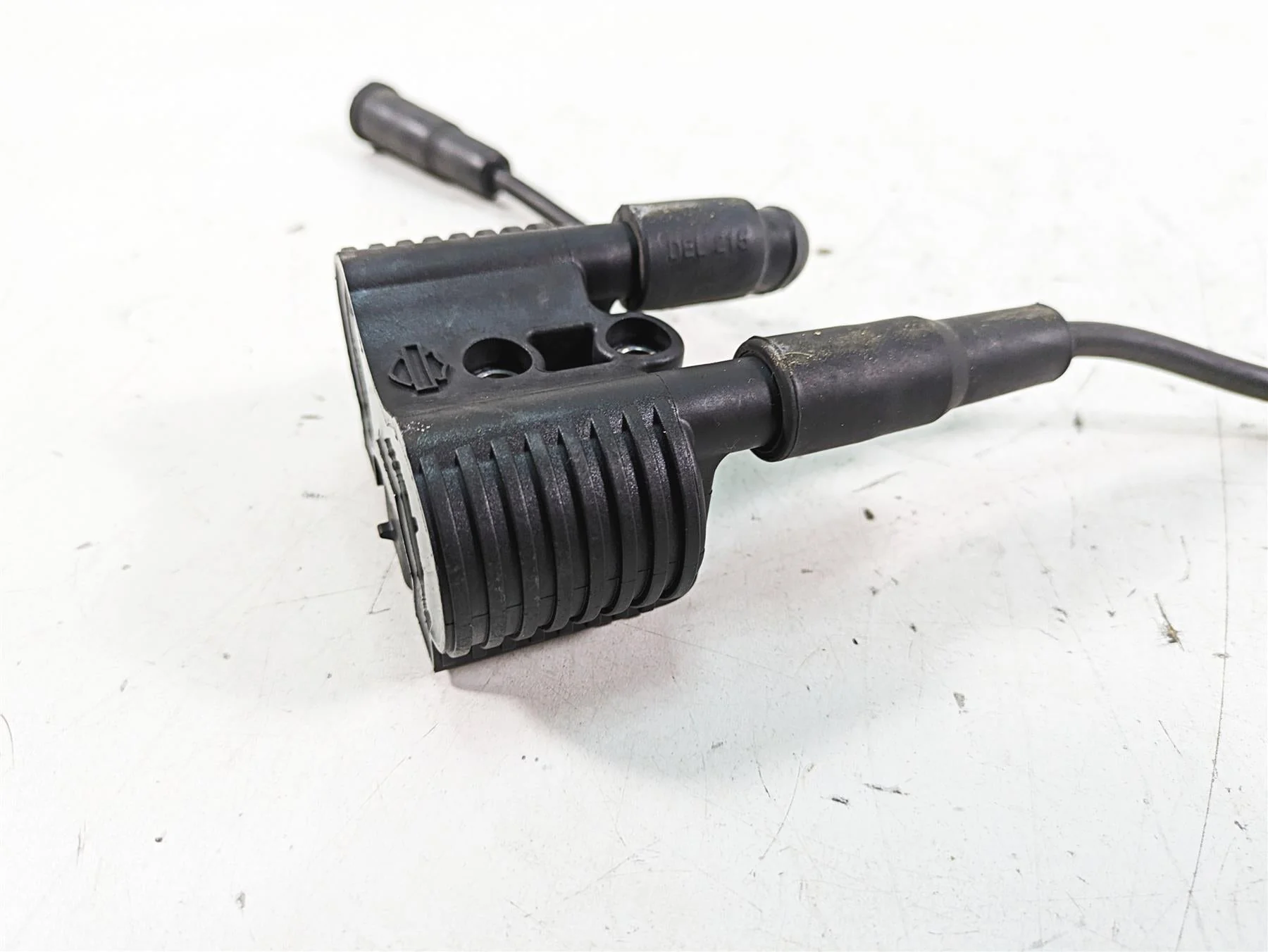 2017 Harley XL883 N Sportster Iron Ignition Coil Wires & Plugs 31656-07 - Image 10