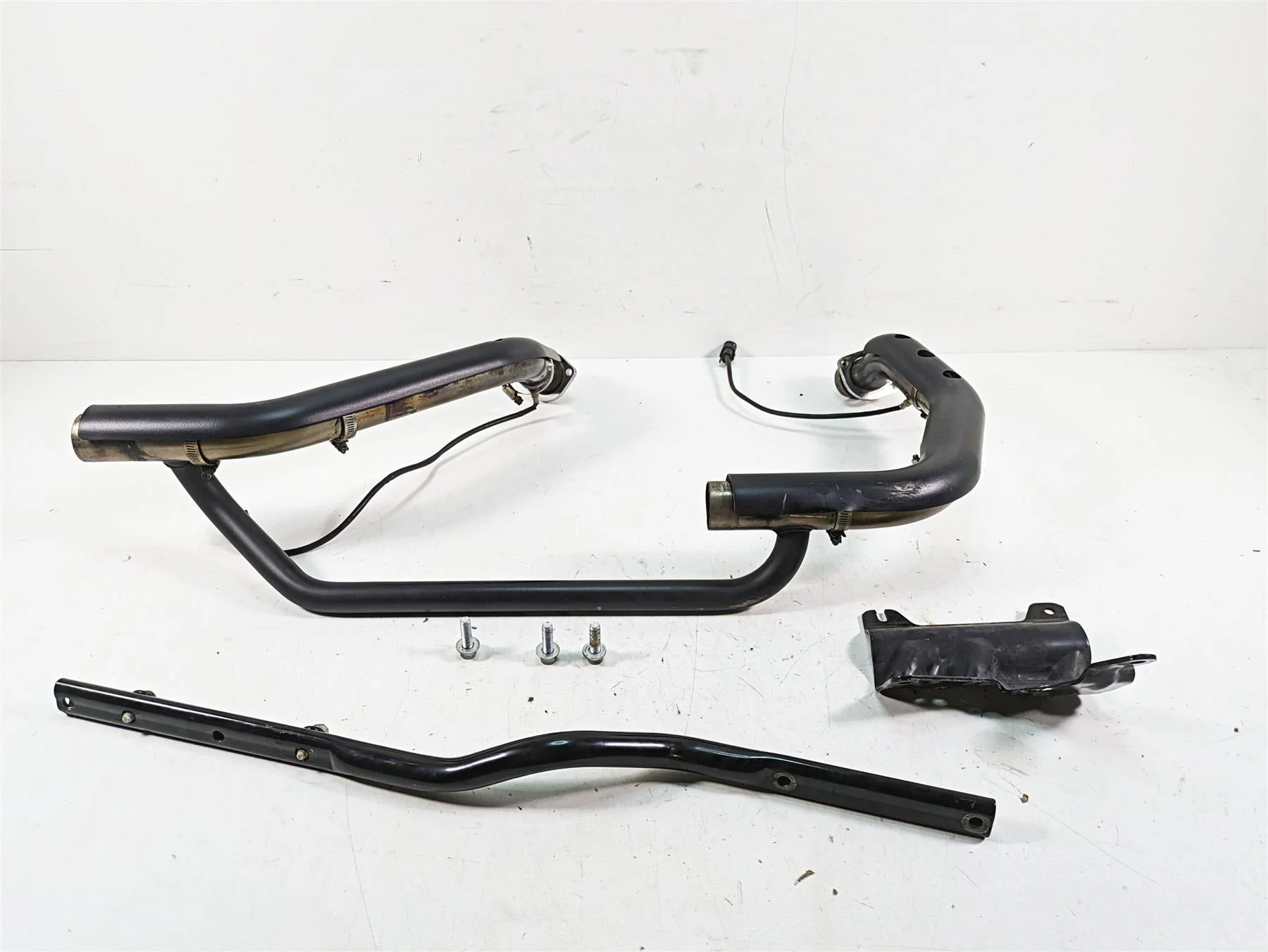 2017 Harley XL883 N Sportster Iron Oem Exhaust Header Pipe Set 65600182