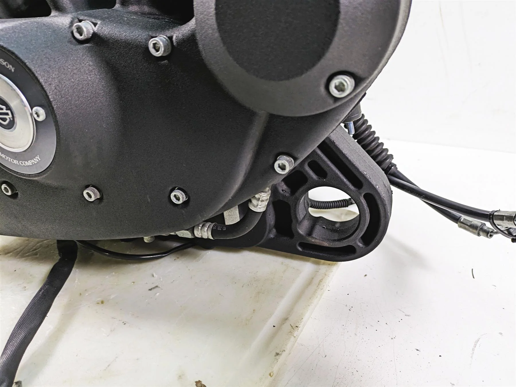 2017 Harley XL883 N Sportster Iron Running Engine Motor 9k - Video 16200497 - Image 10
