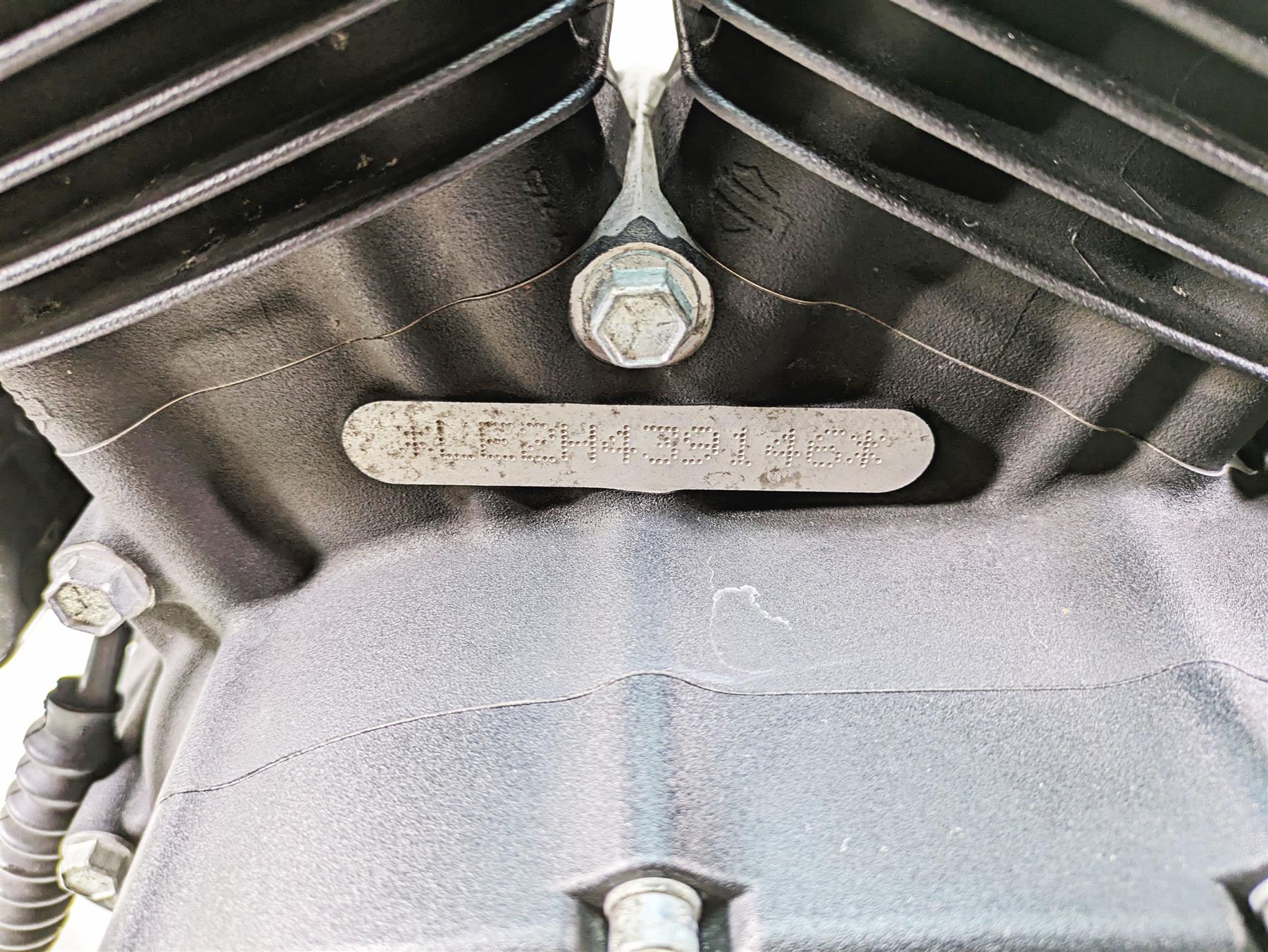 2017 Harley XL883 N Sportster Iron Running Engine Motor 9k - Video 16200497 - Image 3